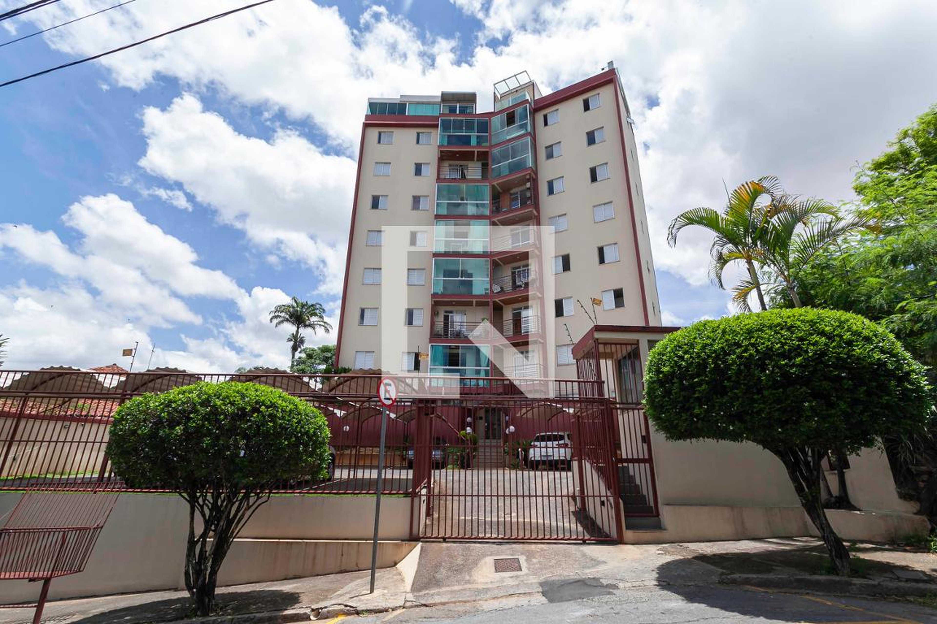 Fachada Condomínio em Rua Jordânia, 225