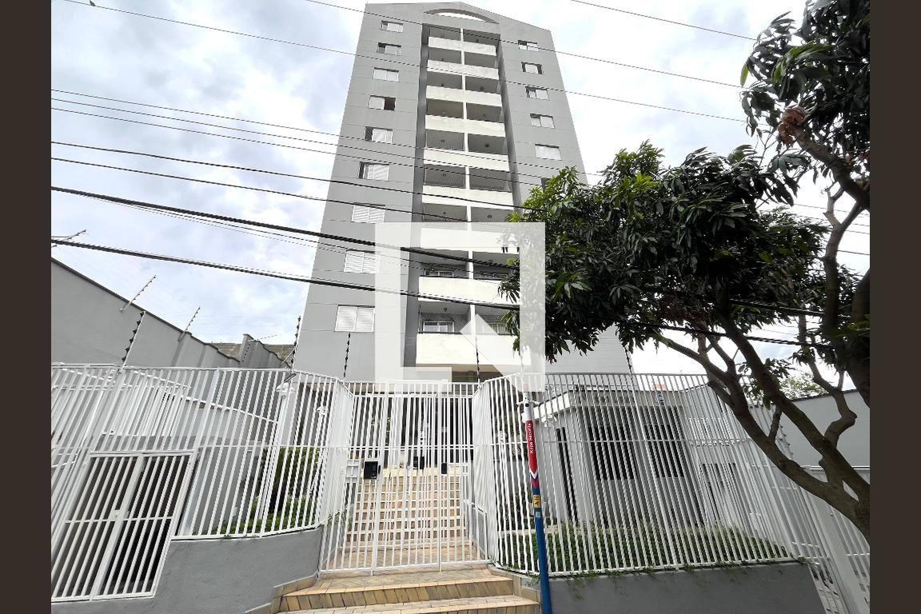 Fachada do Prédio Condomínio Ana Laura