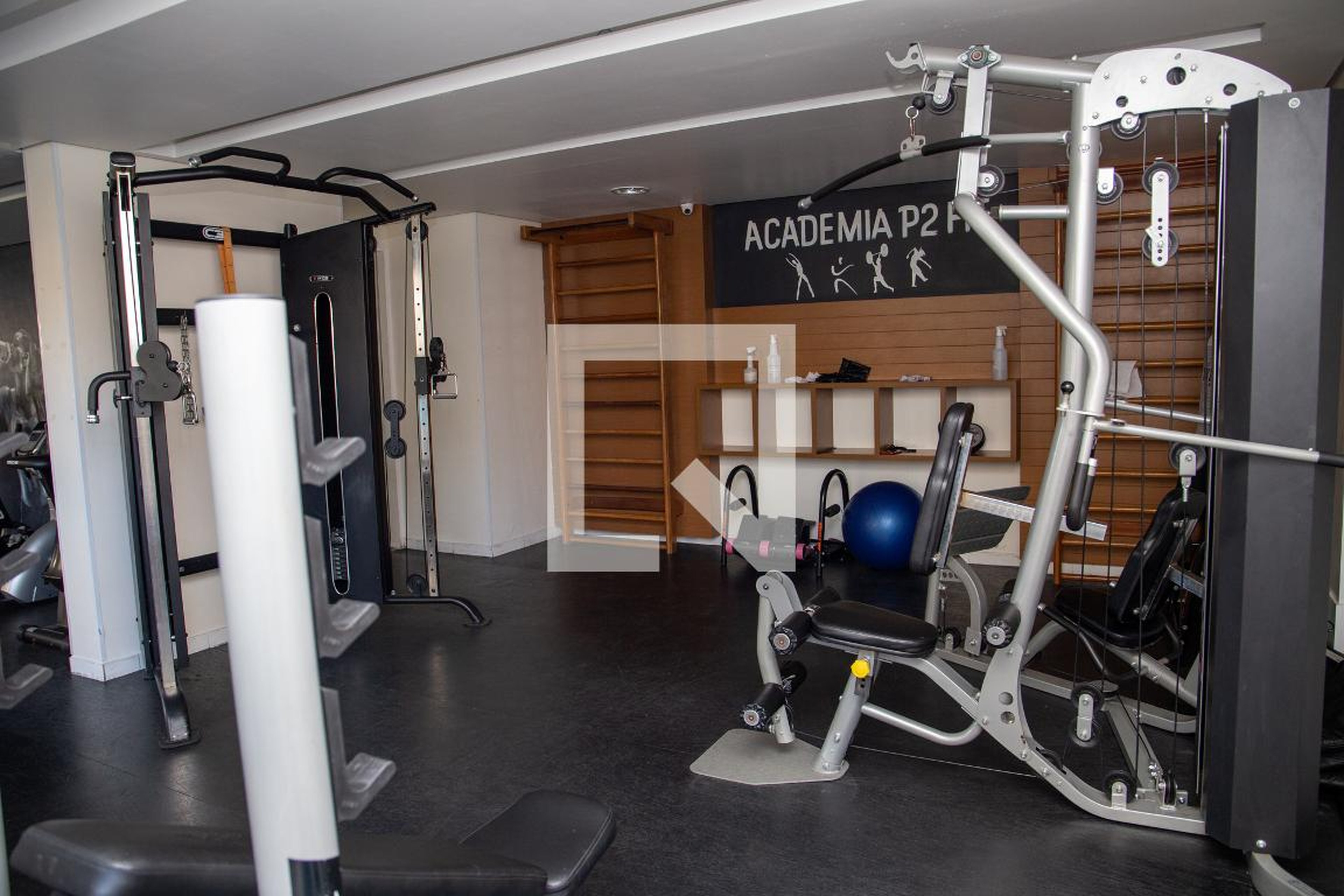 Academia - A Praça II