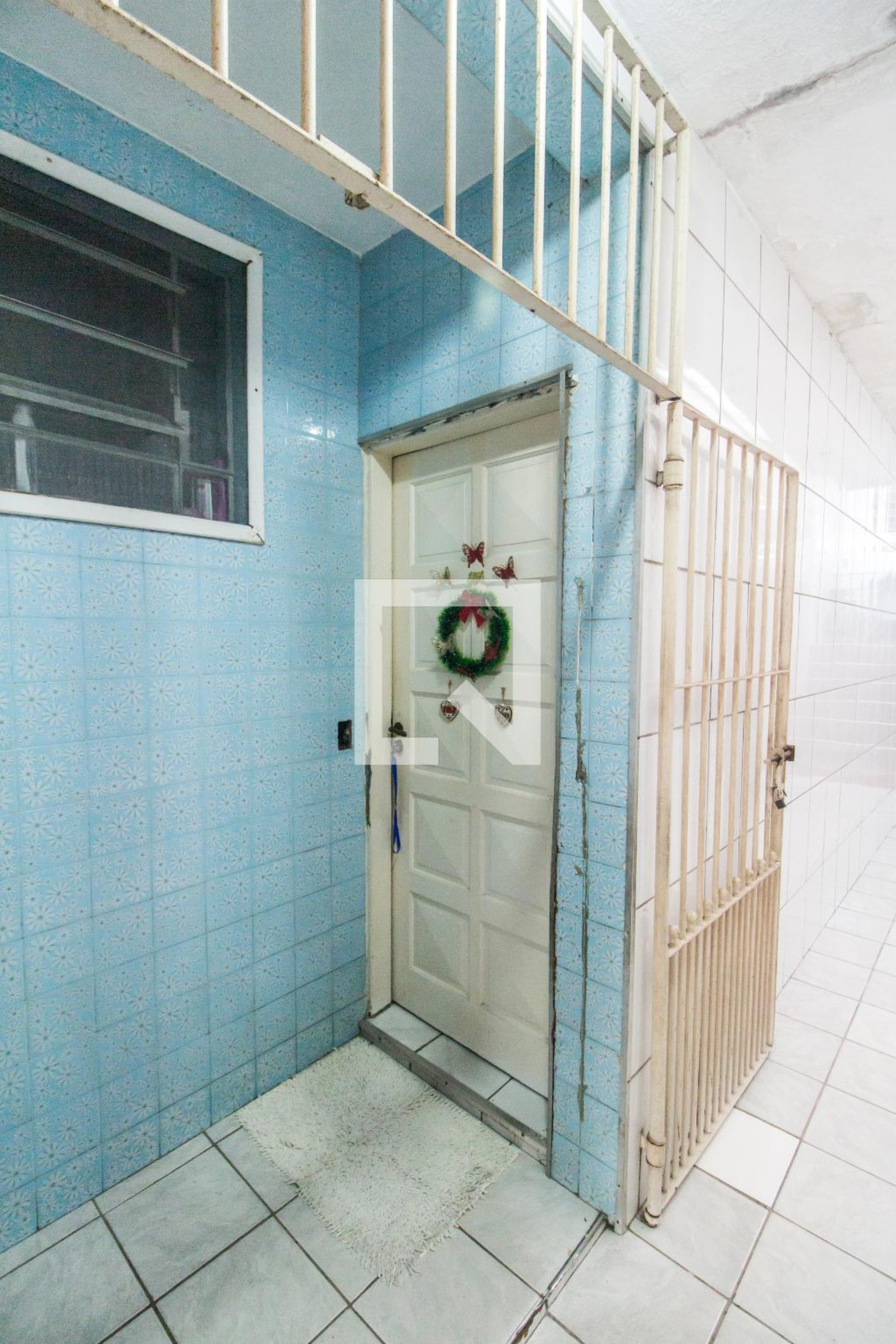 Entrada Condomínio em Rua Rubi, 126