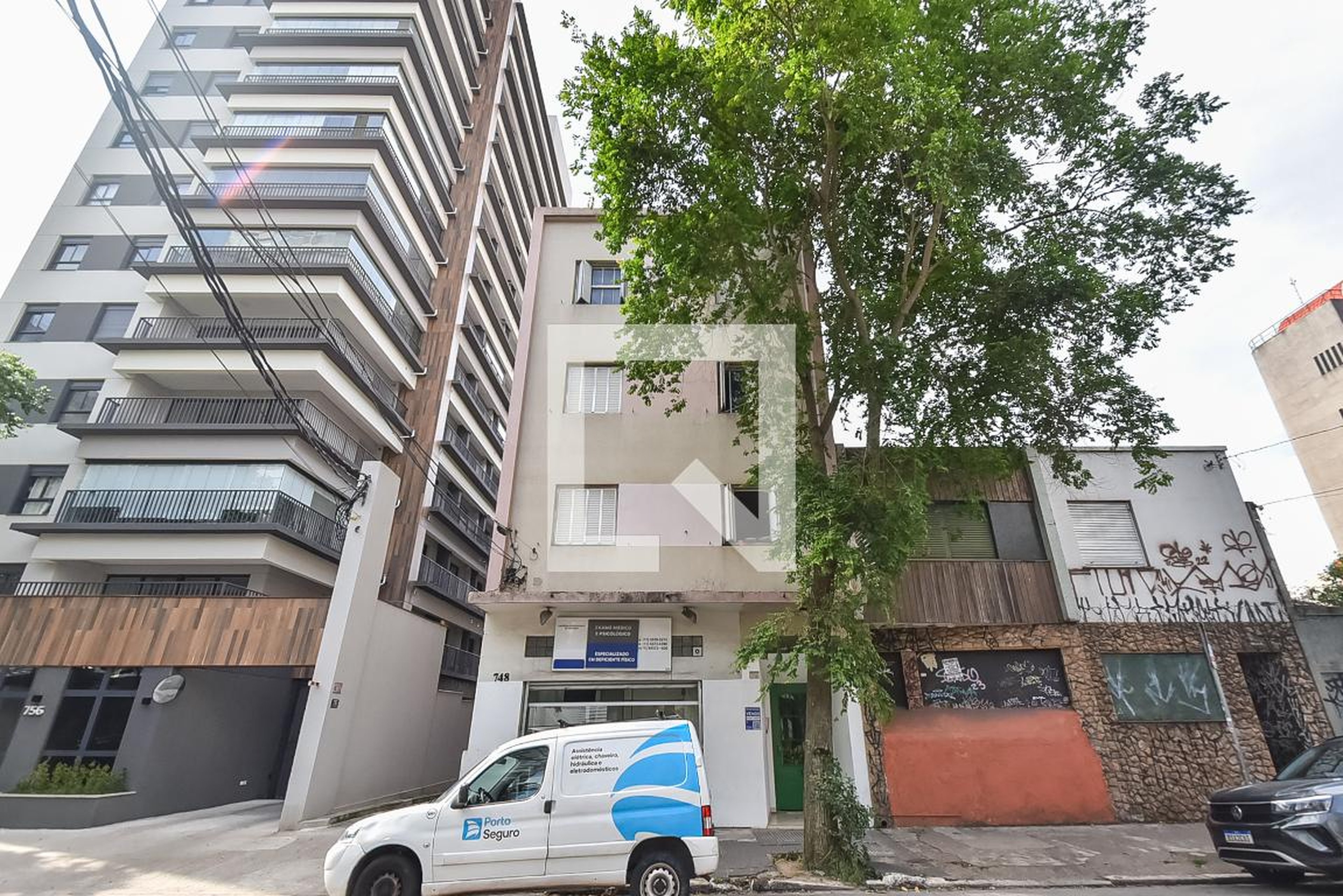 Fachada Edificio Dona Quina