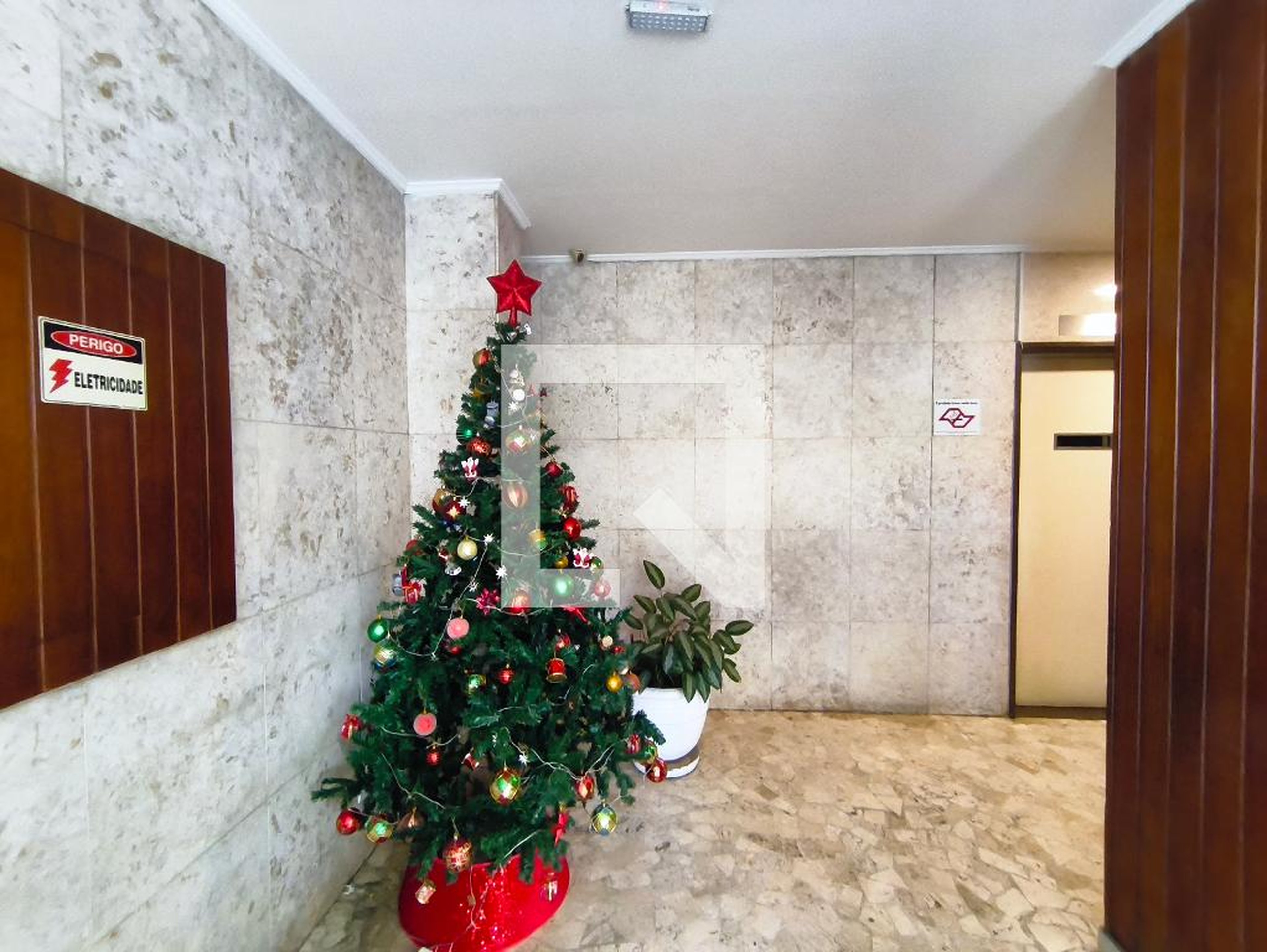 Hall - Cleo e Luce Duarte