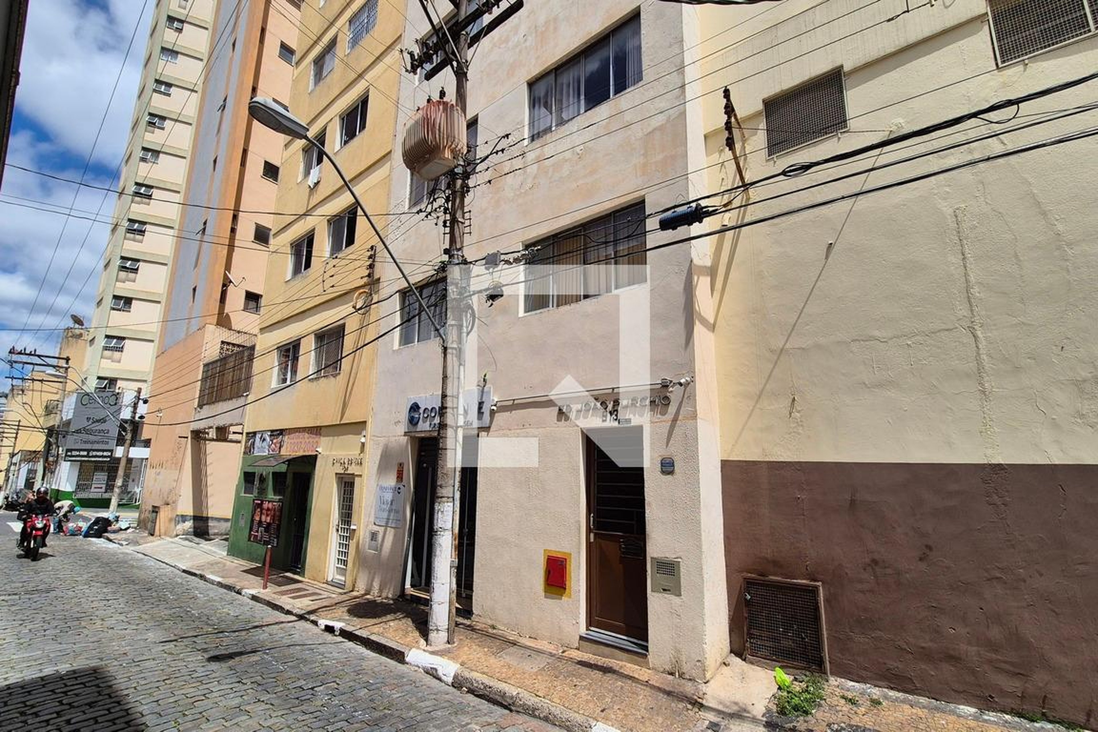 Fachada do Prédio Condomínio João Purchhio