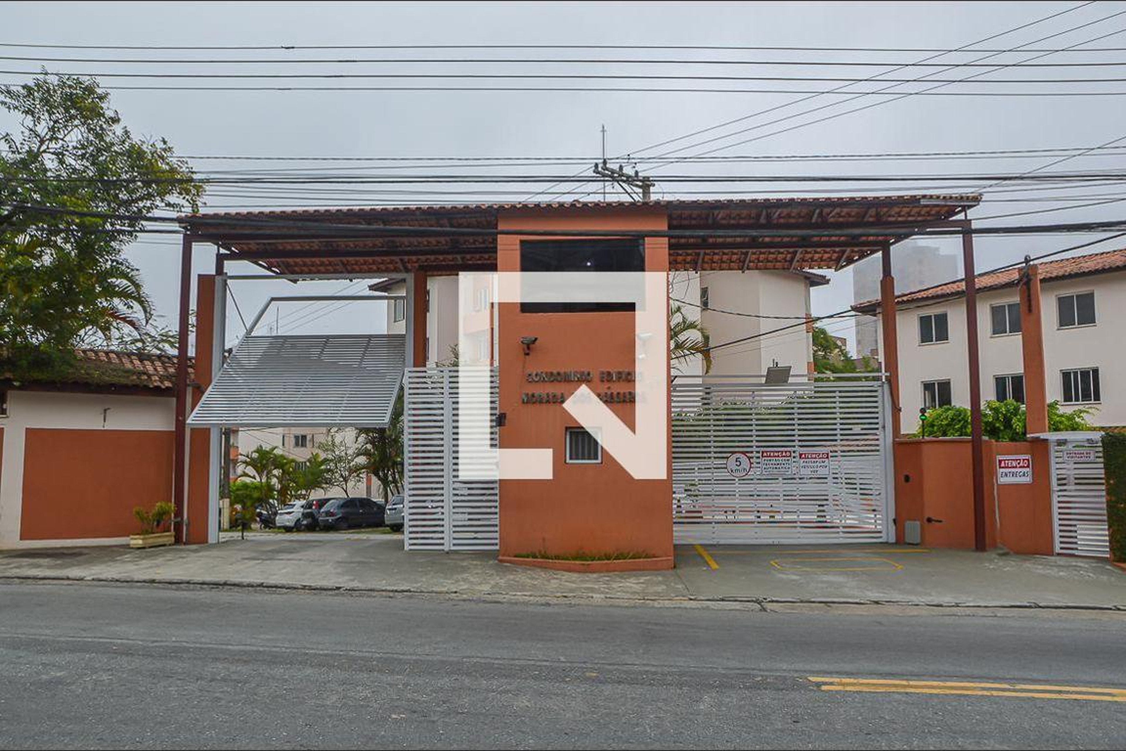 Fachada Condomínio Morada dos Pássaros