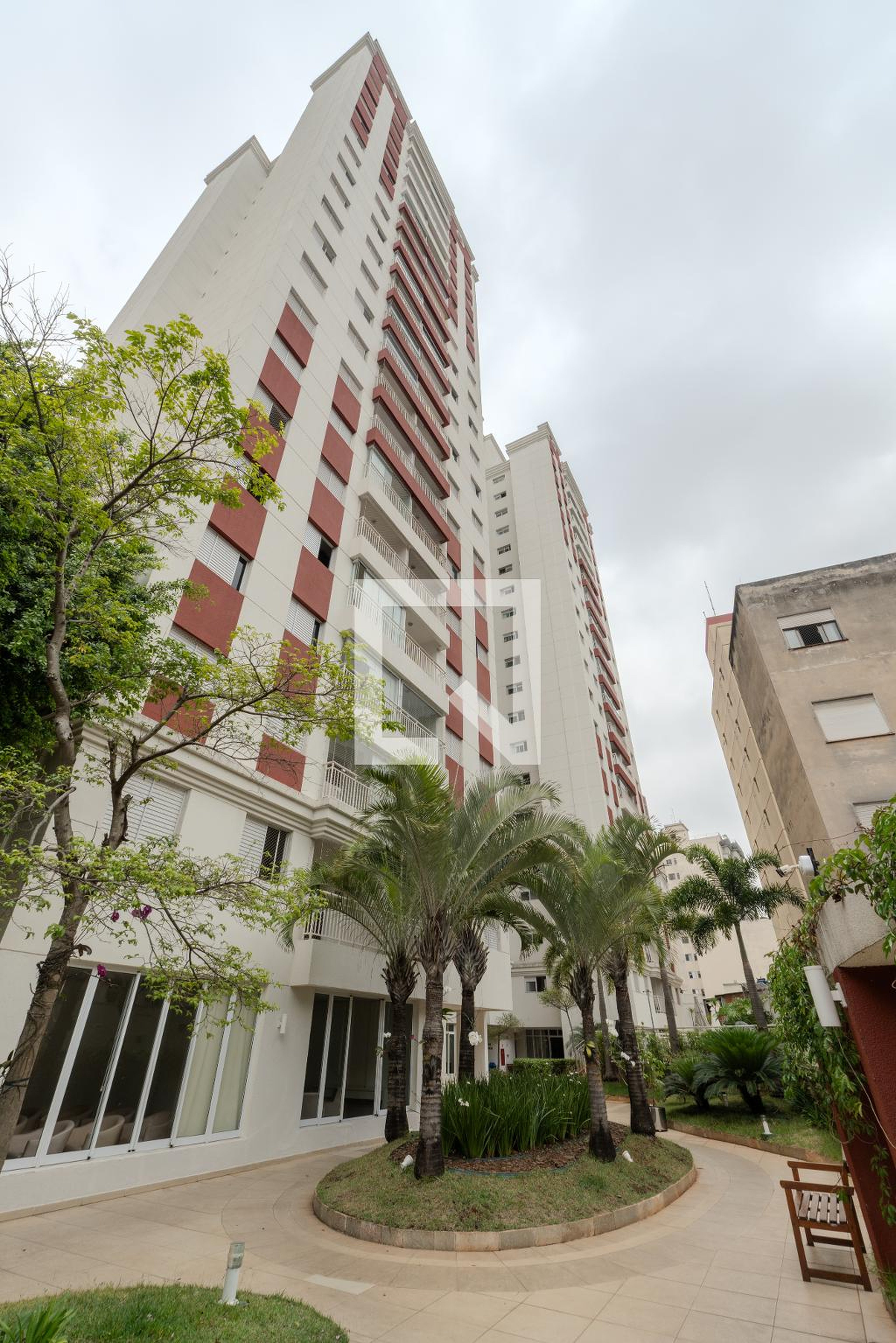 Fachada Condomínio Central Park Club Residence