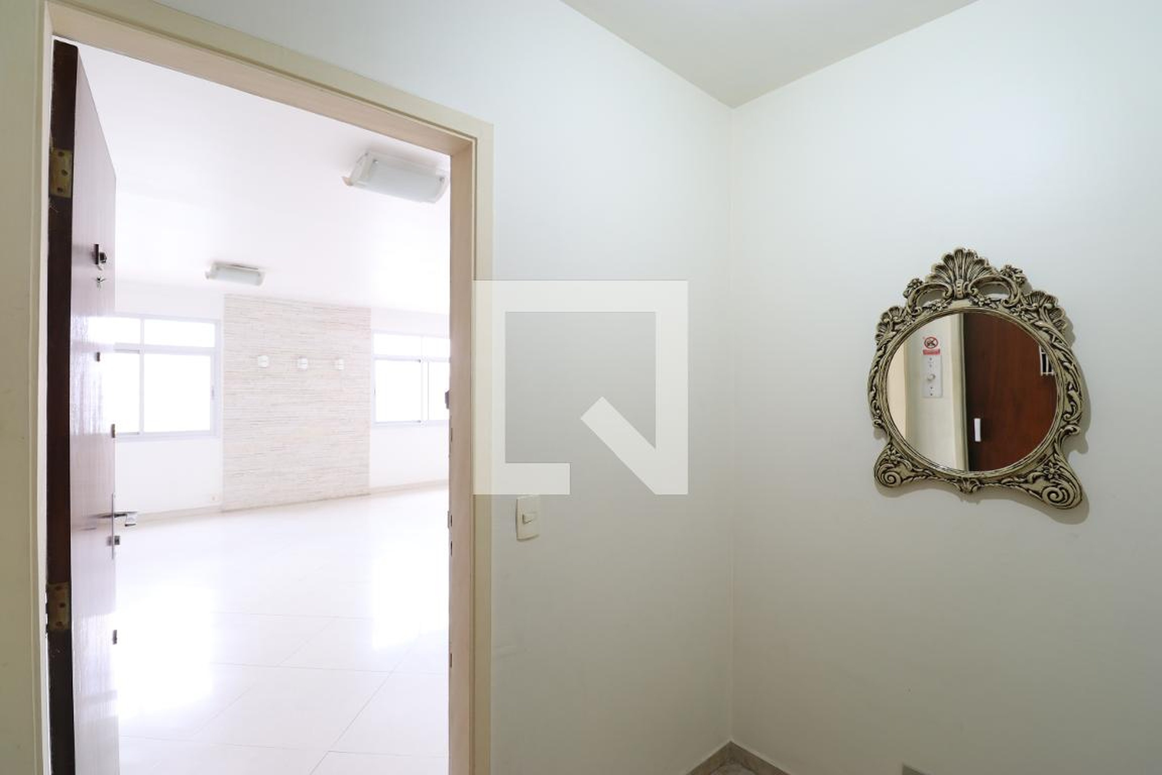 Hall de entrada - Conjunto áreas verdes - Edifício Acacias