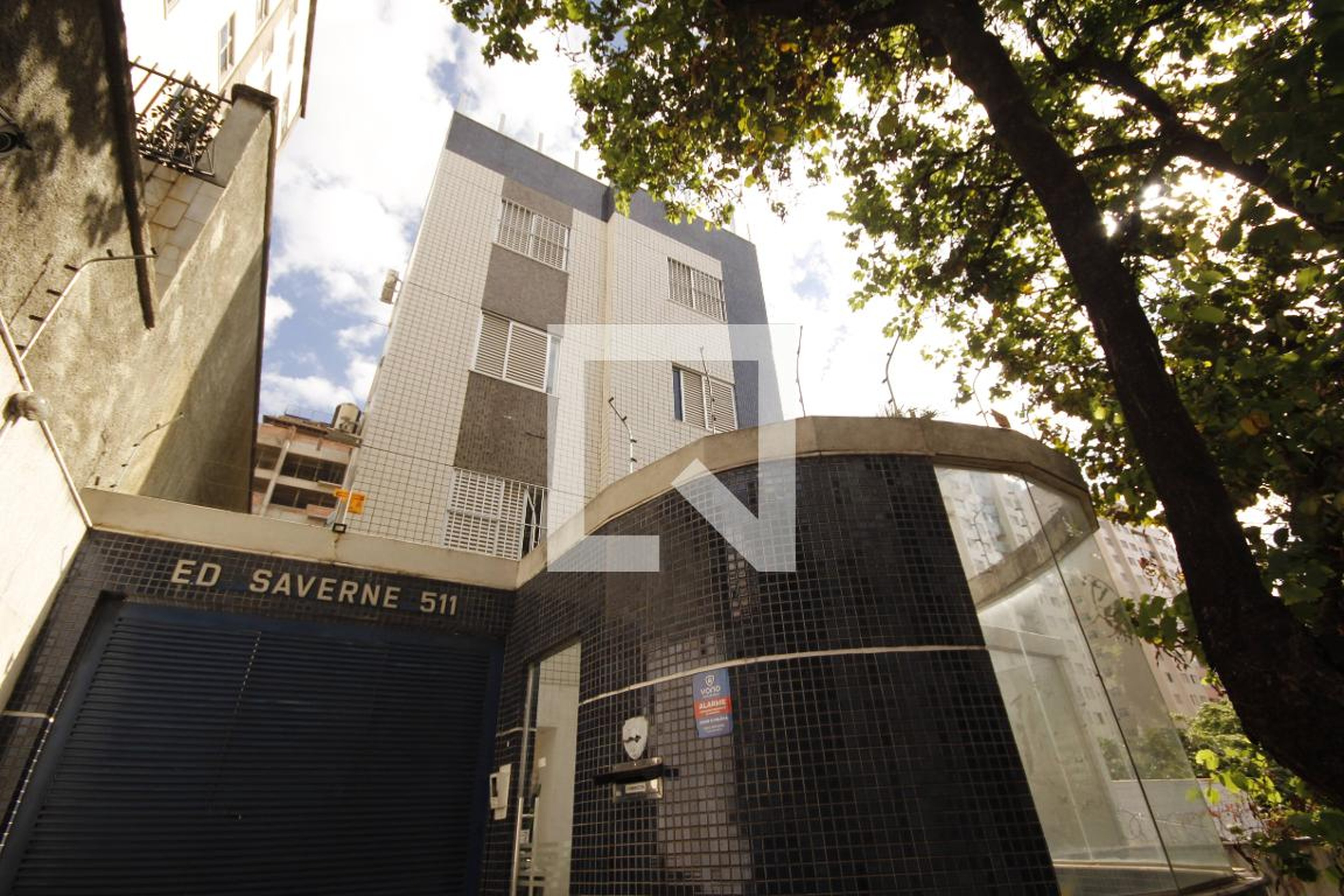 Fachada Condomínio em Rua Mangabeira, 511