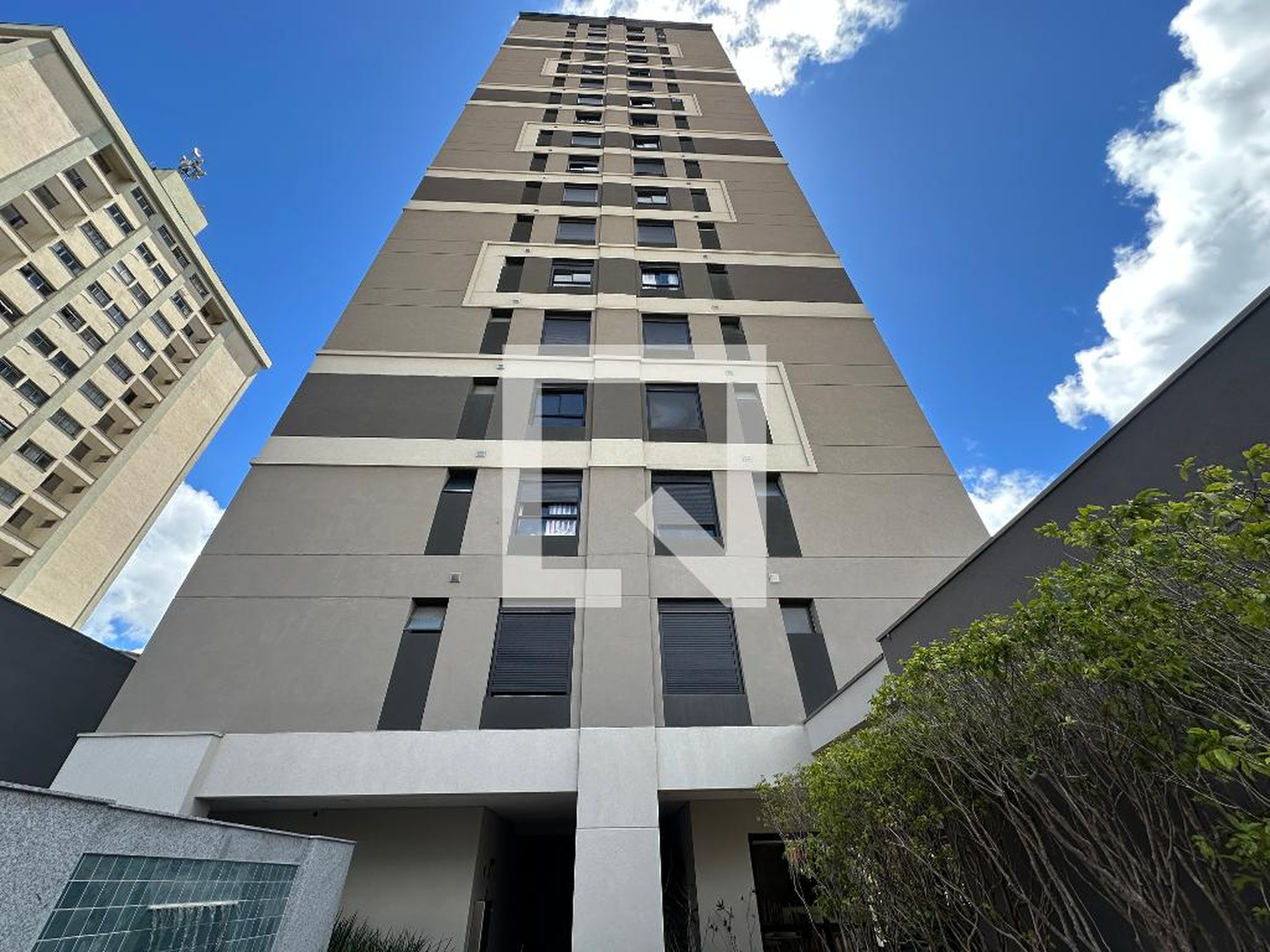 Fachada Condomínio DUQ Central Houses