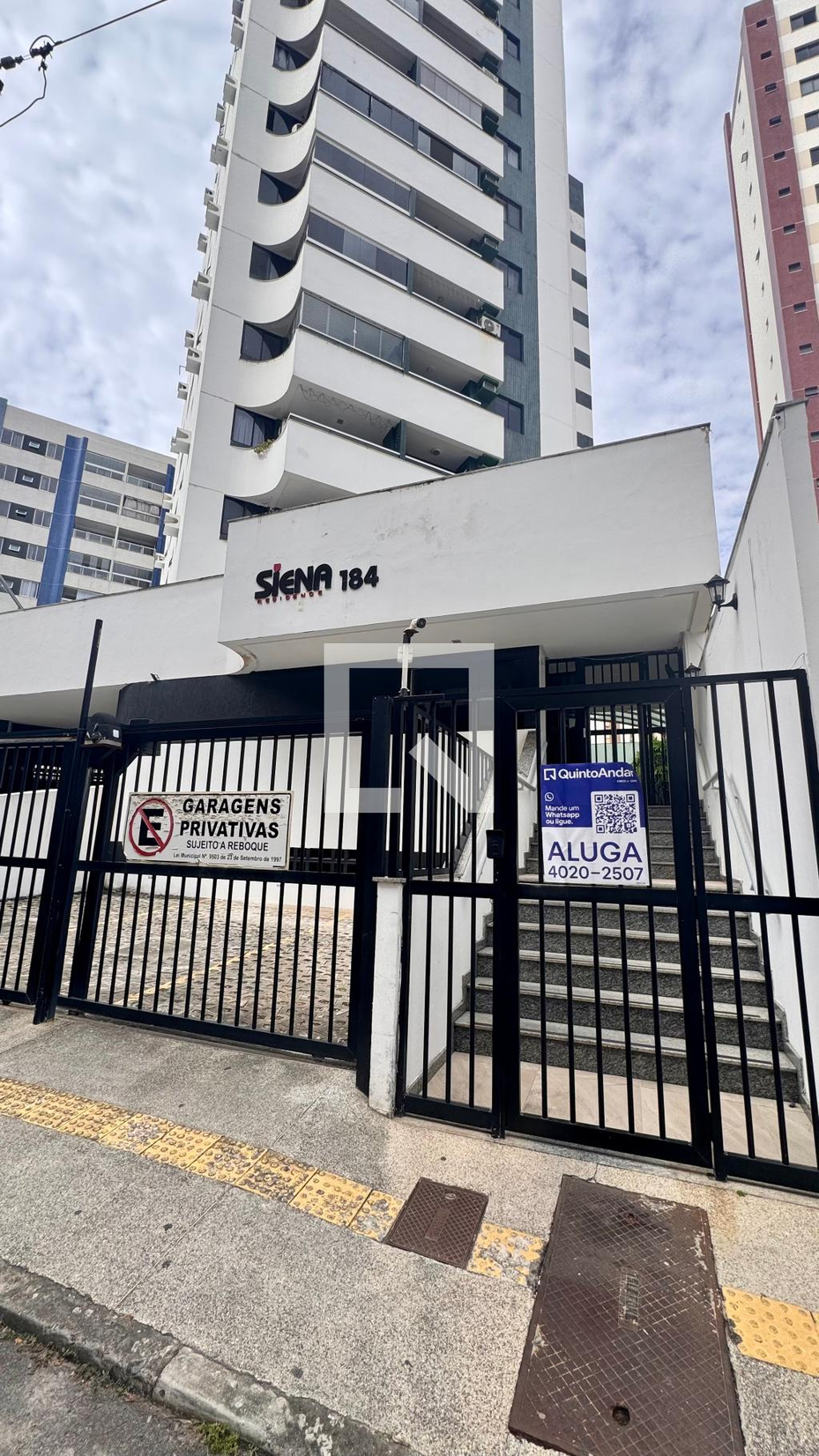 Fachada Condomínio Siena Residence