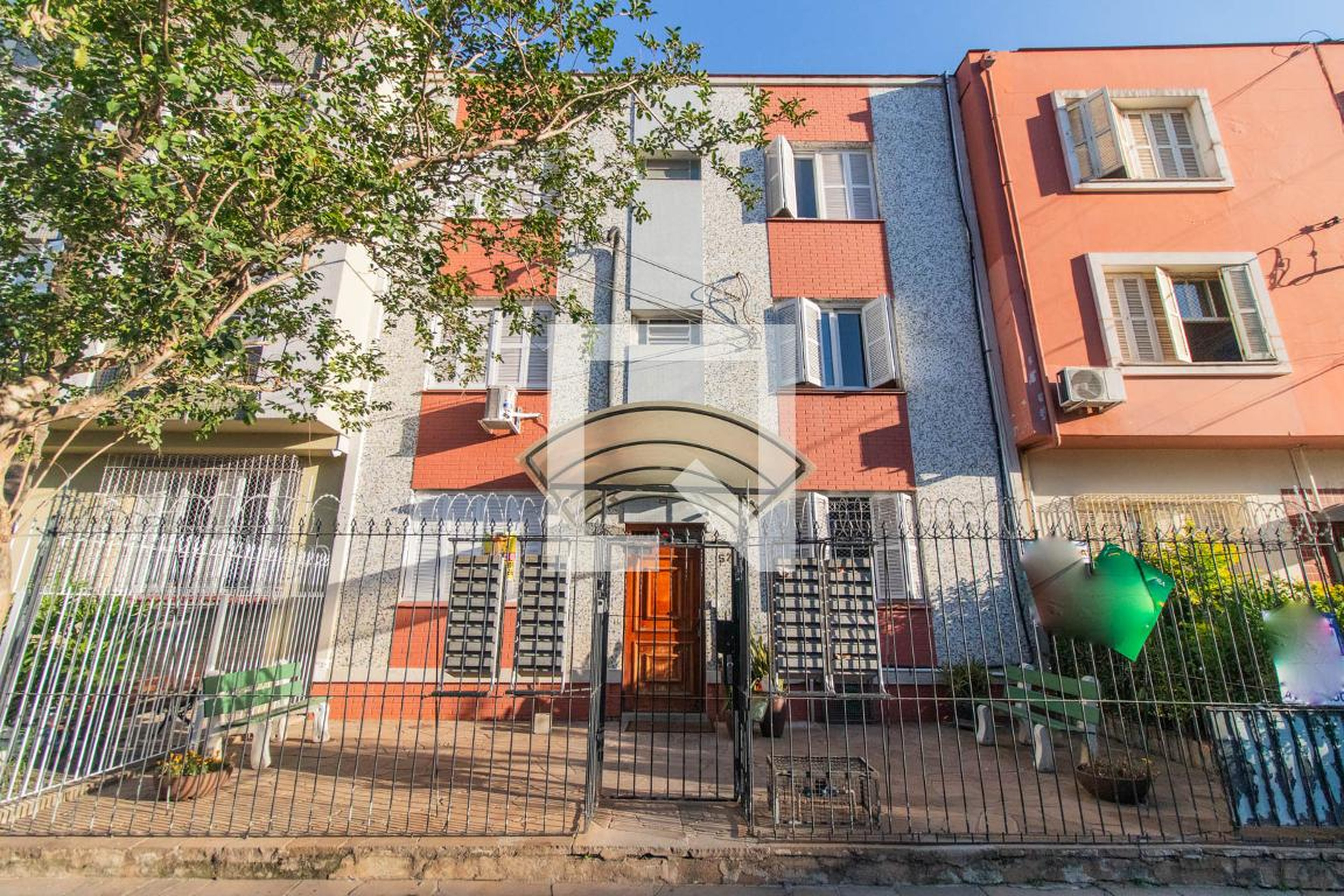 Fachada Condomínio Luis Afonso