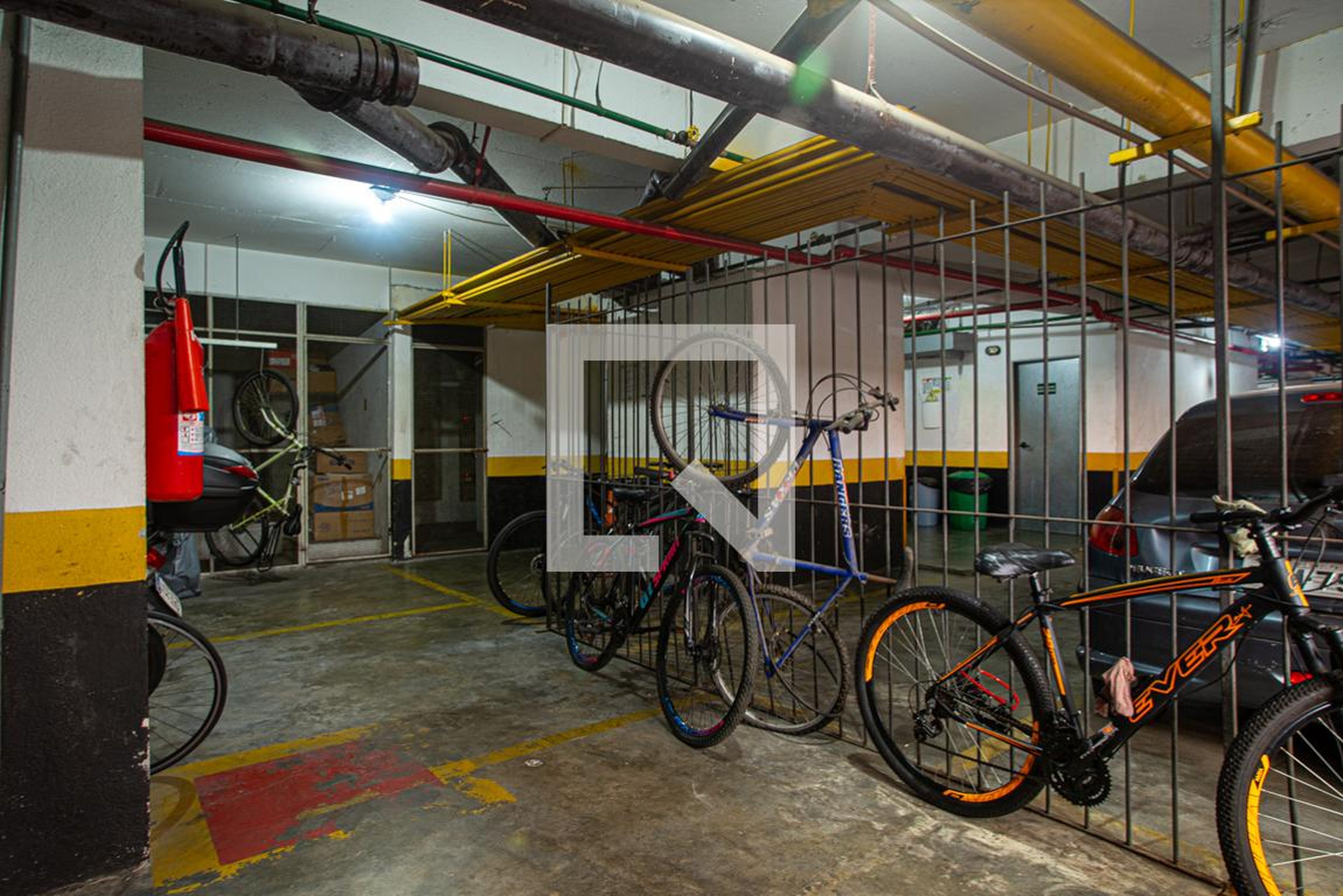 bicicletario - Edificio Bela Venezia