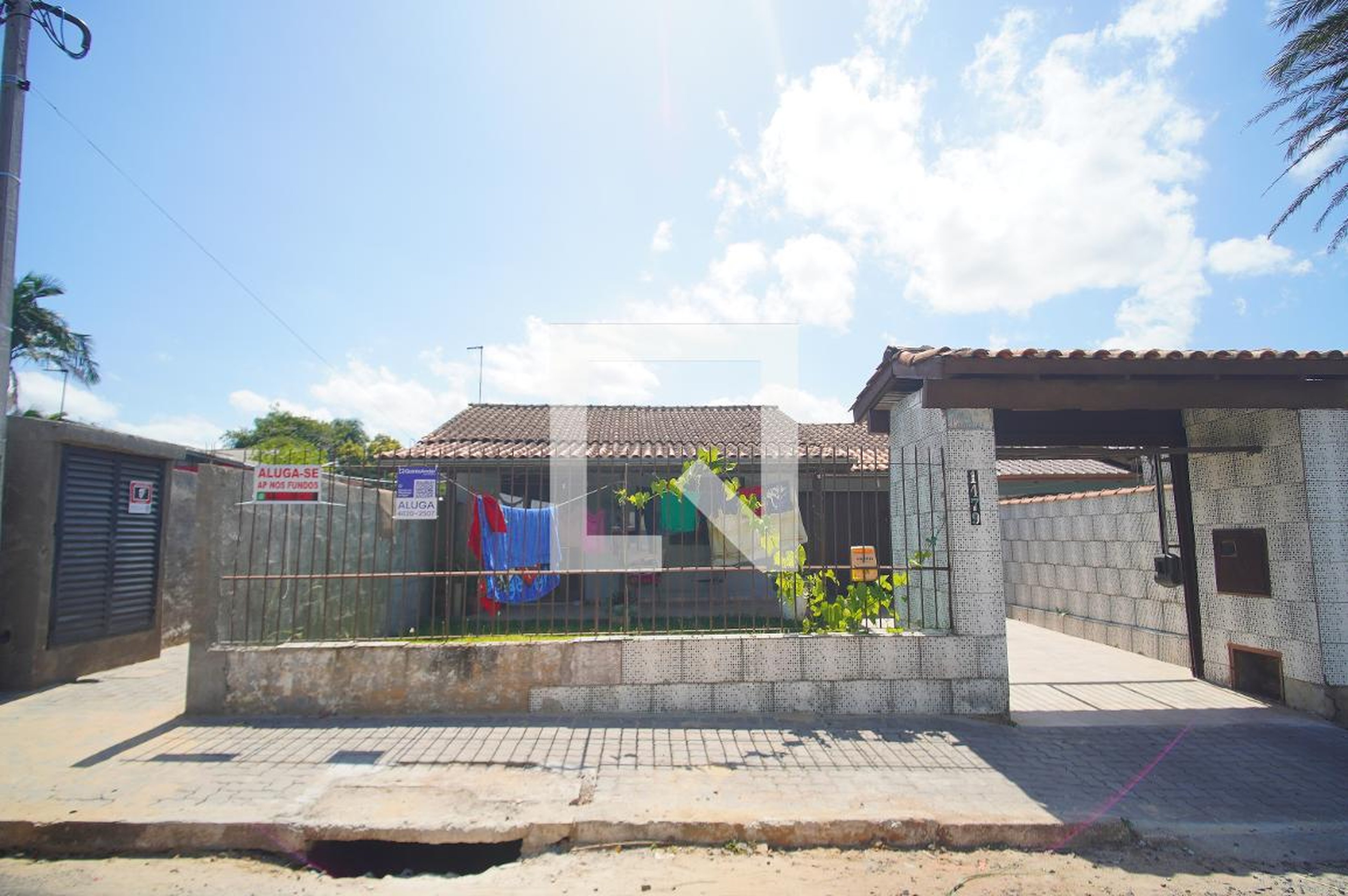 Fachada Condomínio em Rua Campo Bom, 1479