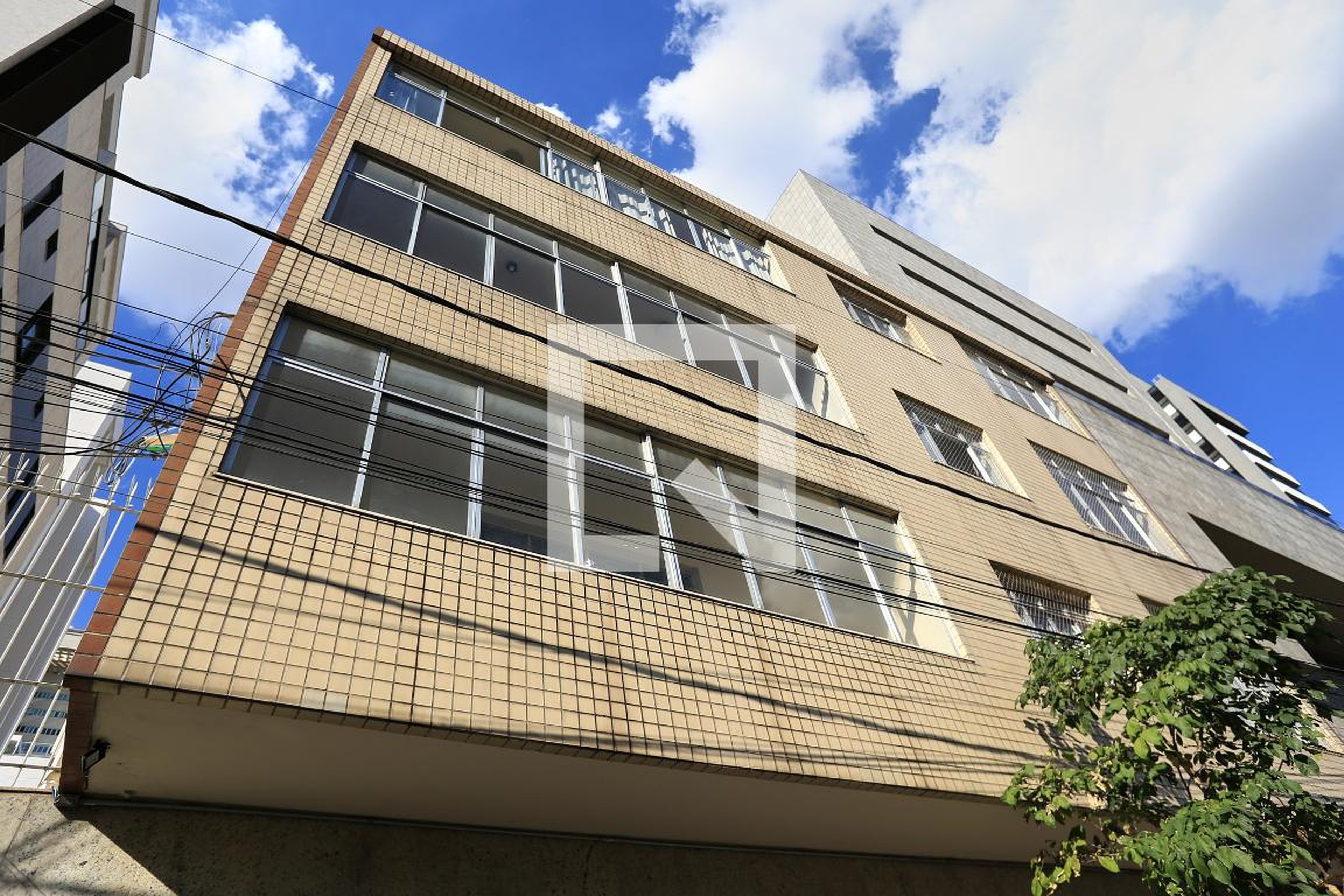 Fachada Condomínio em Avenida do Contorno, 8282