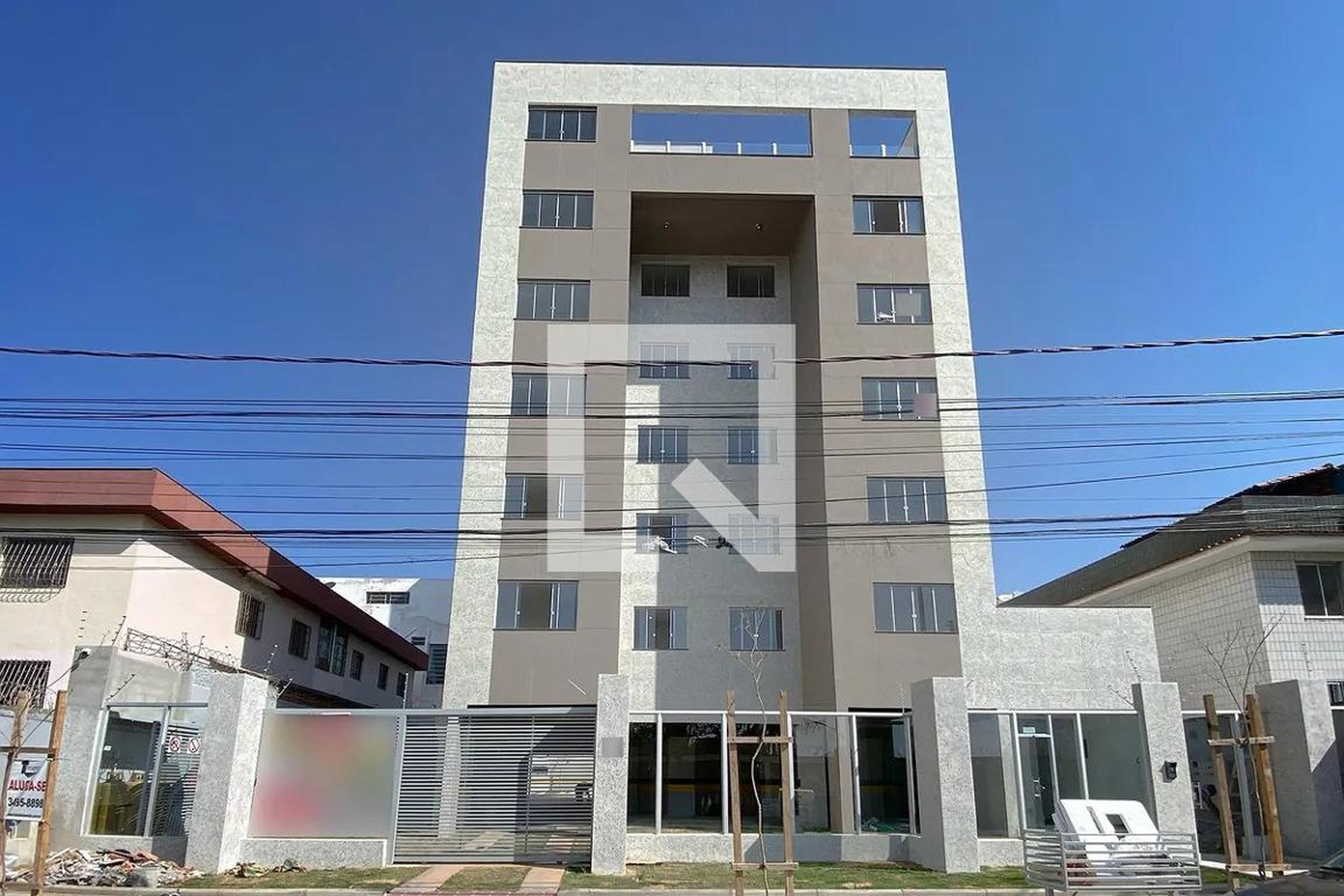 Fachada Condomínio em Rua do Carmelo, 91