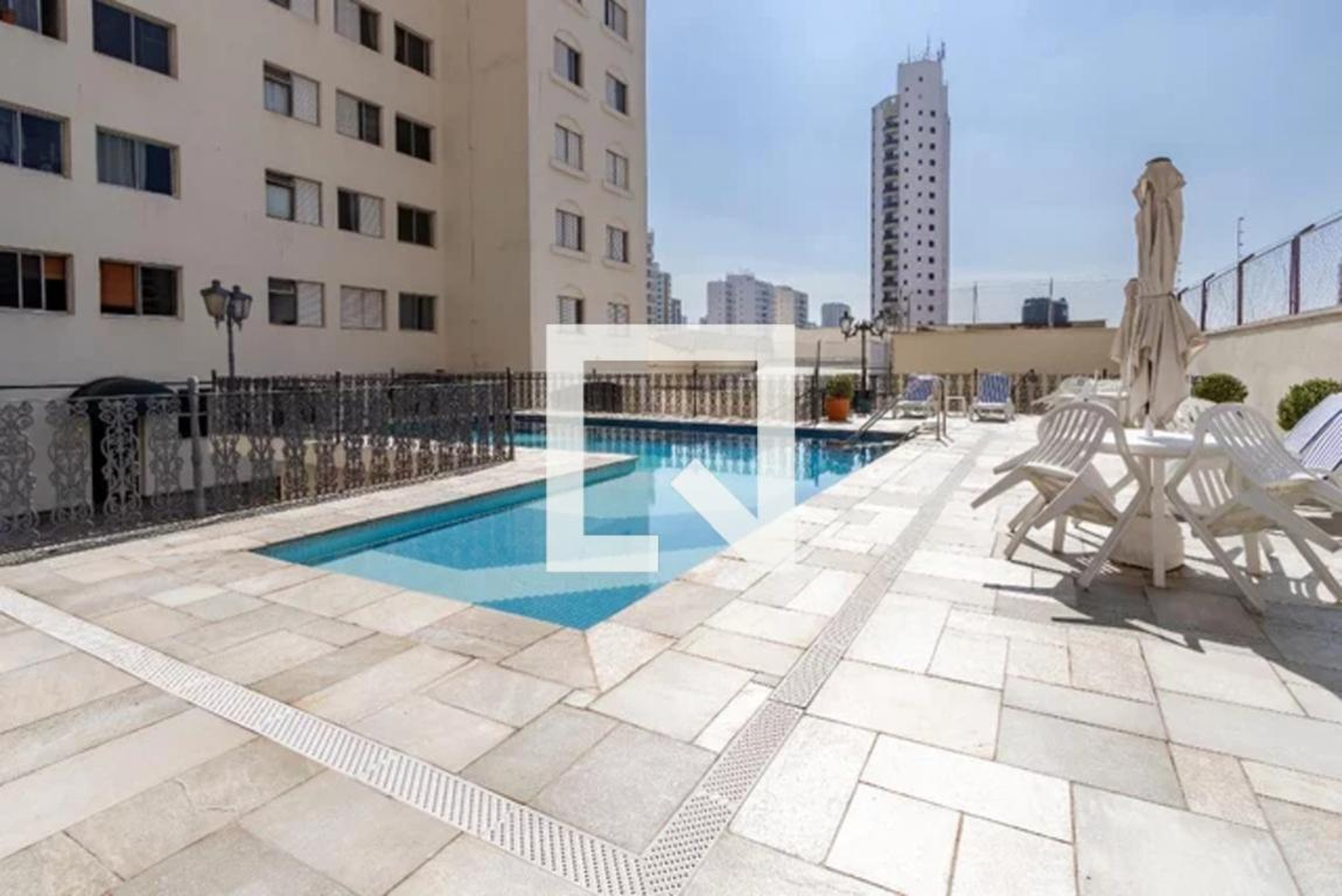 Piscina - Edifício Simone