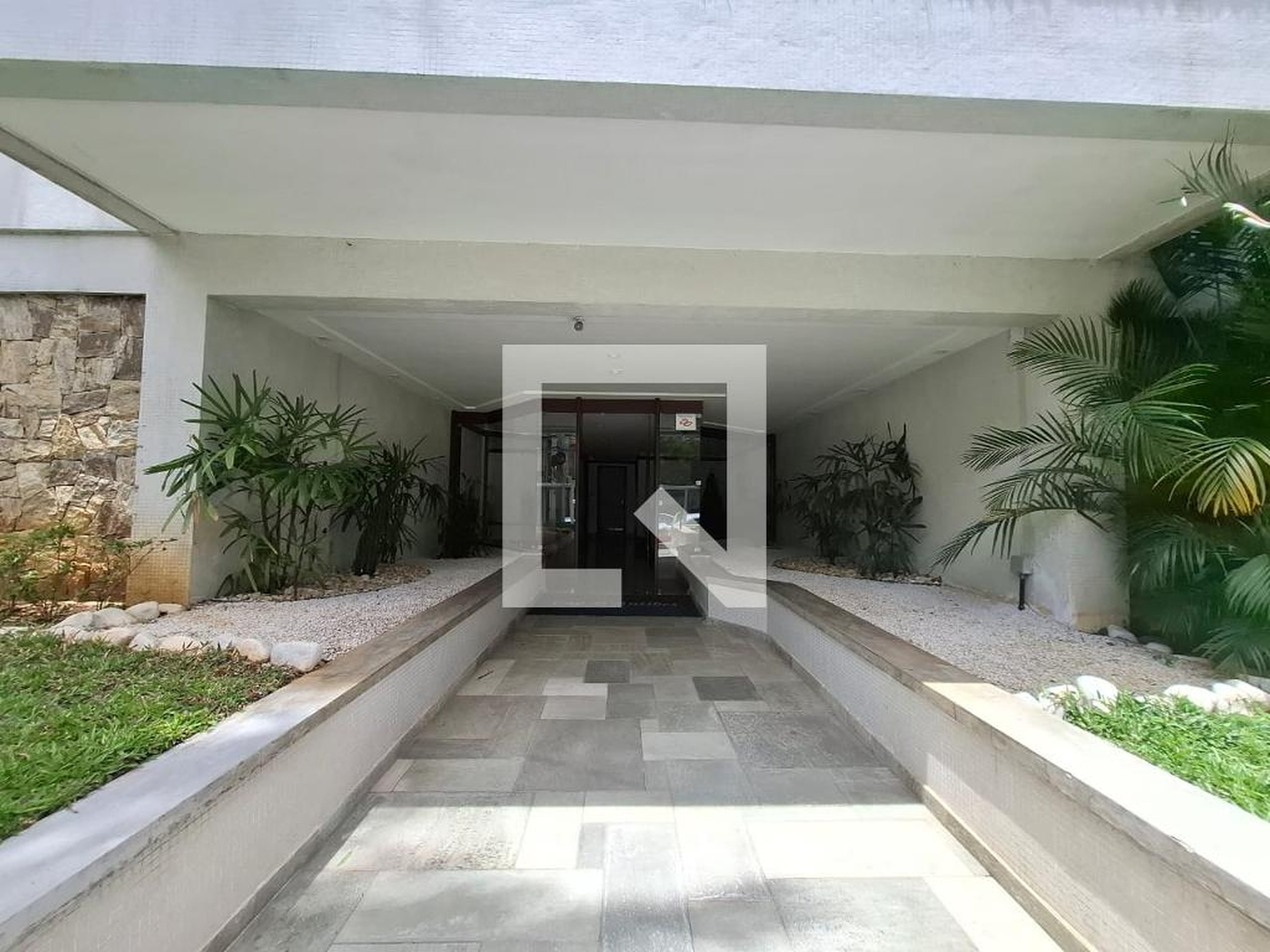 Área comum - Cap D'Antibes