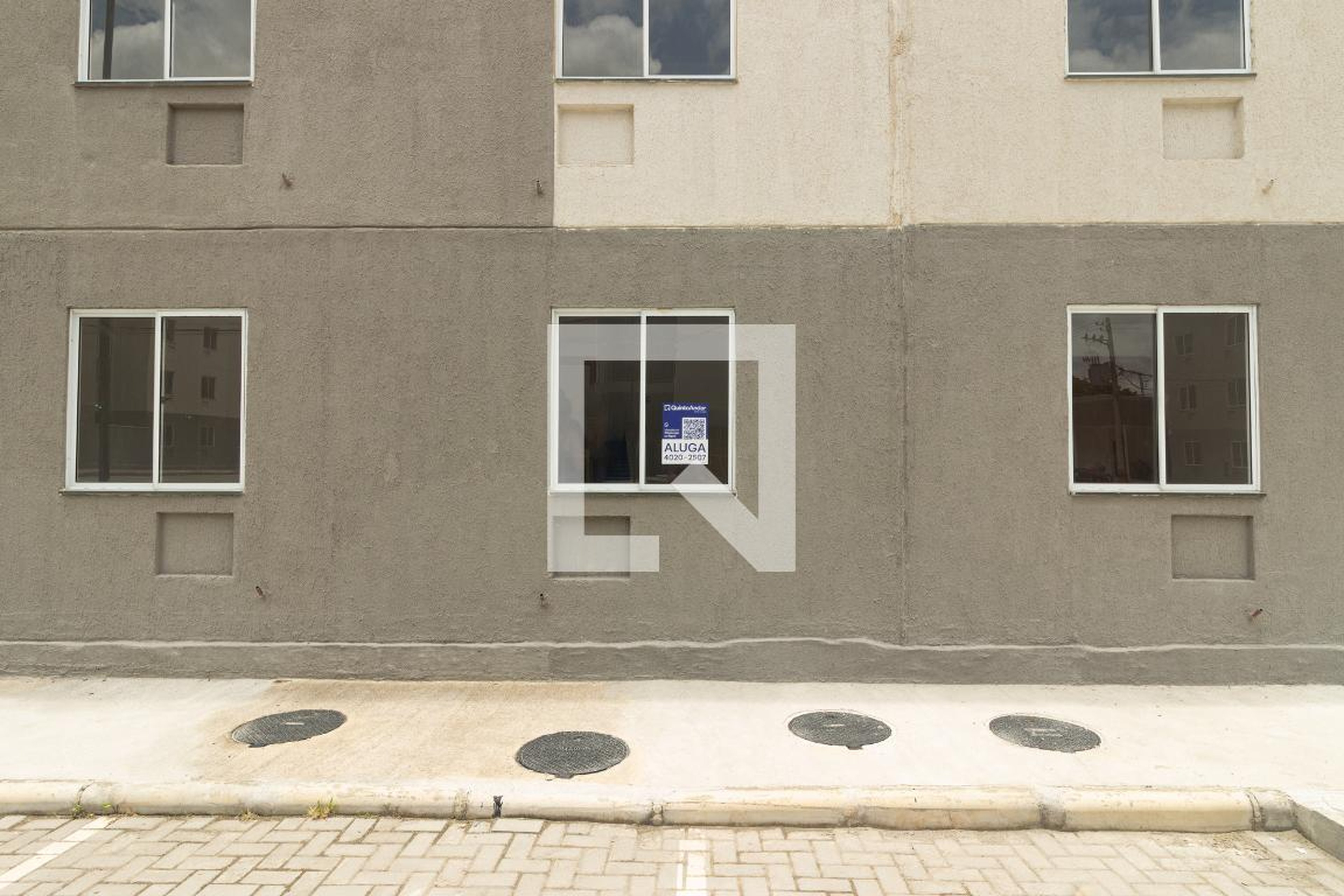 Fachada Condomínio em Rua Waldir José de Melo, 108