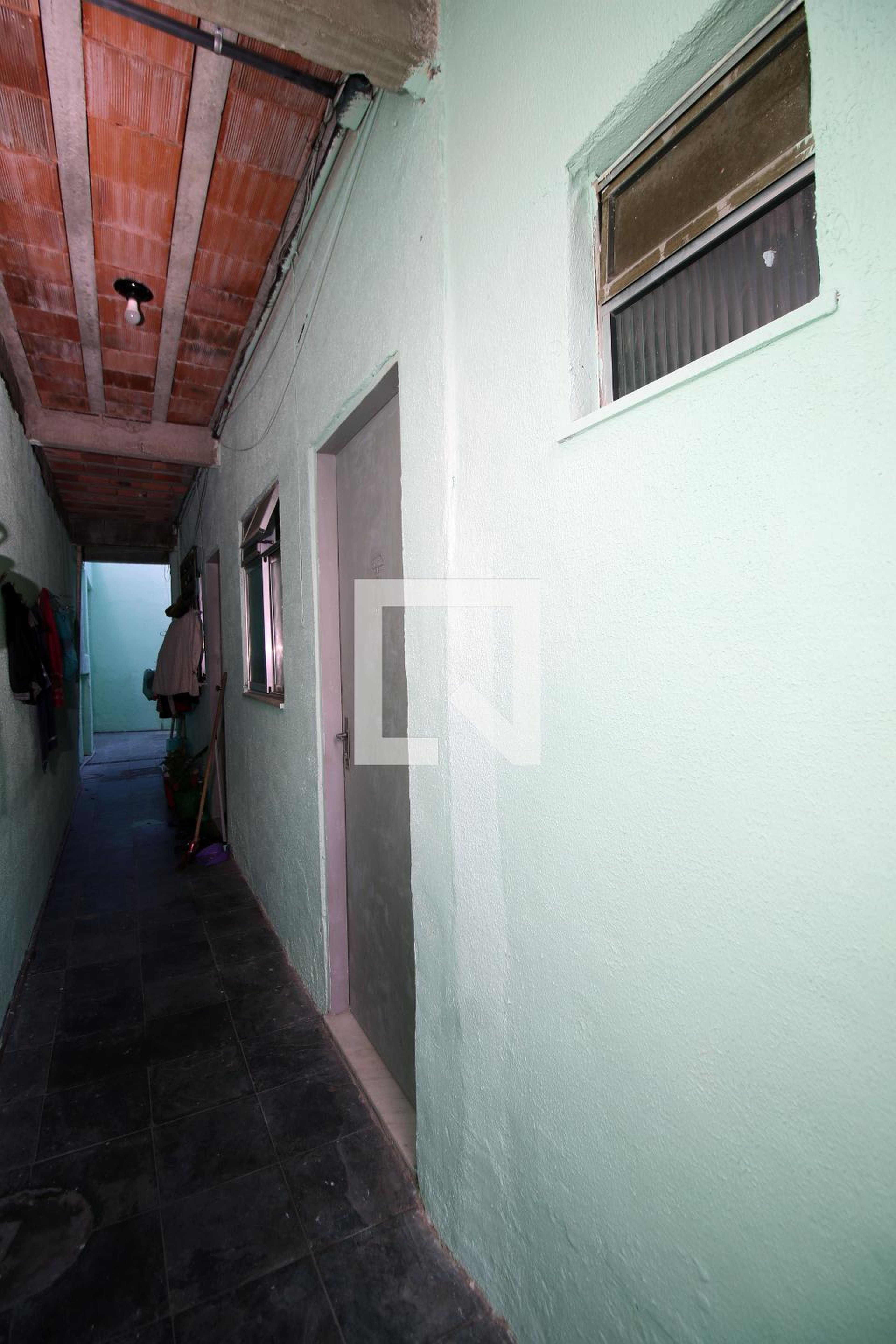 Hall de entrada Condomínio em Rua Condé Pereira Carneiro, 102