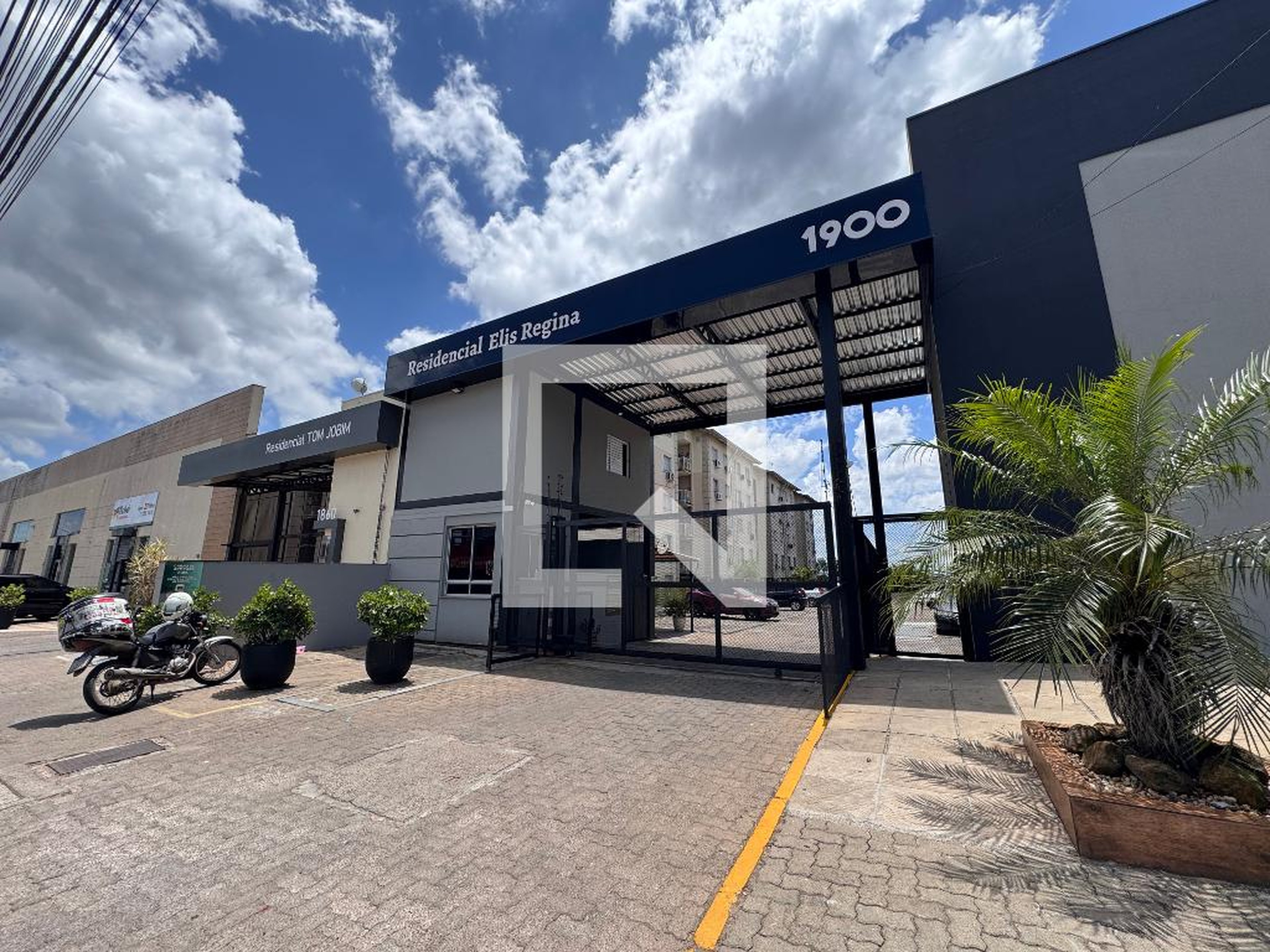 Fachada do Condomínio Condomínio Elis Regina