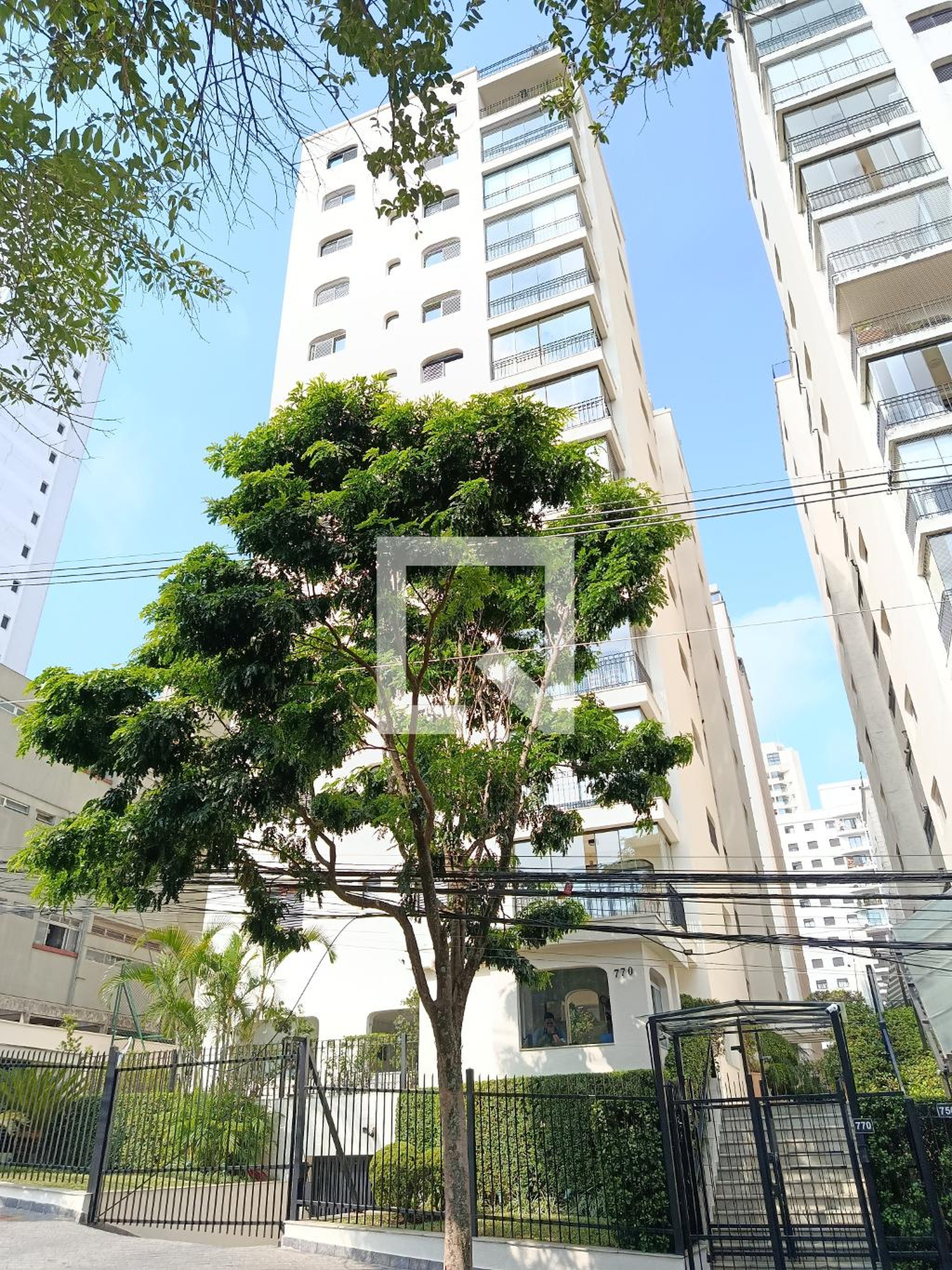 Fachada Condomínio Gemeos