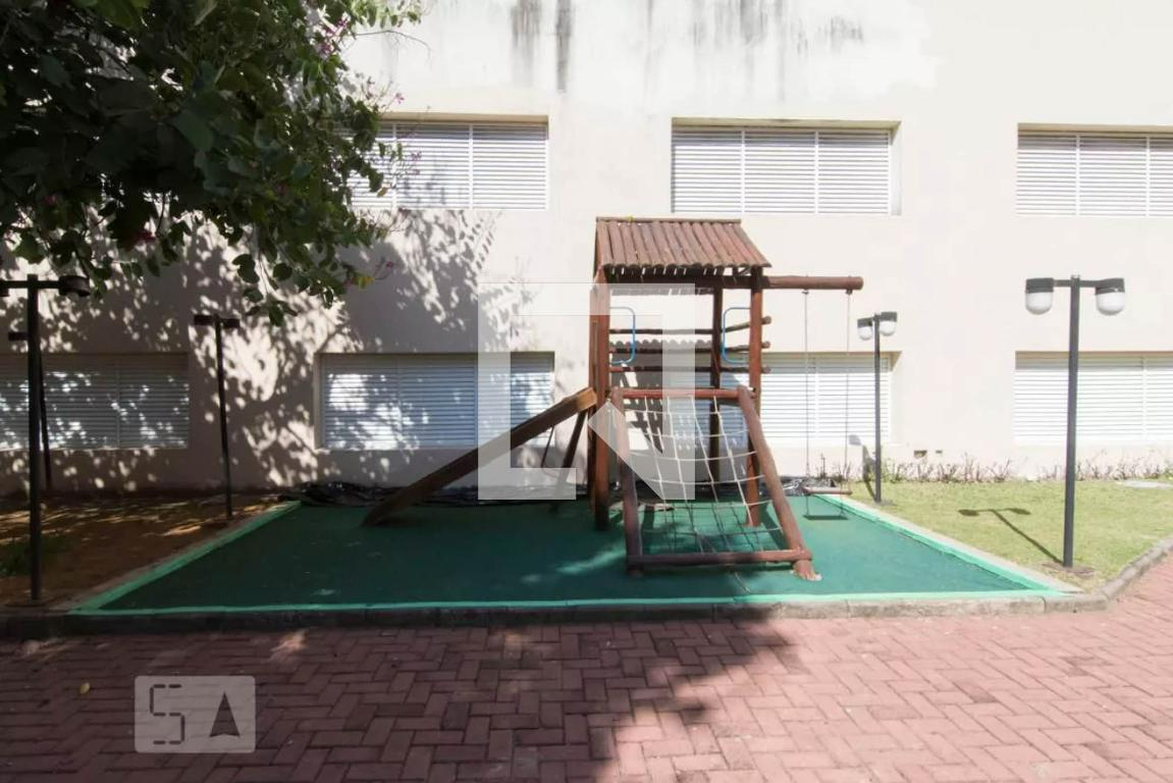 Playground - Felicita Santana