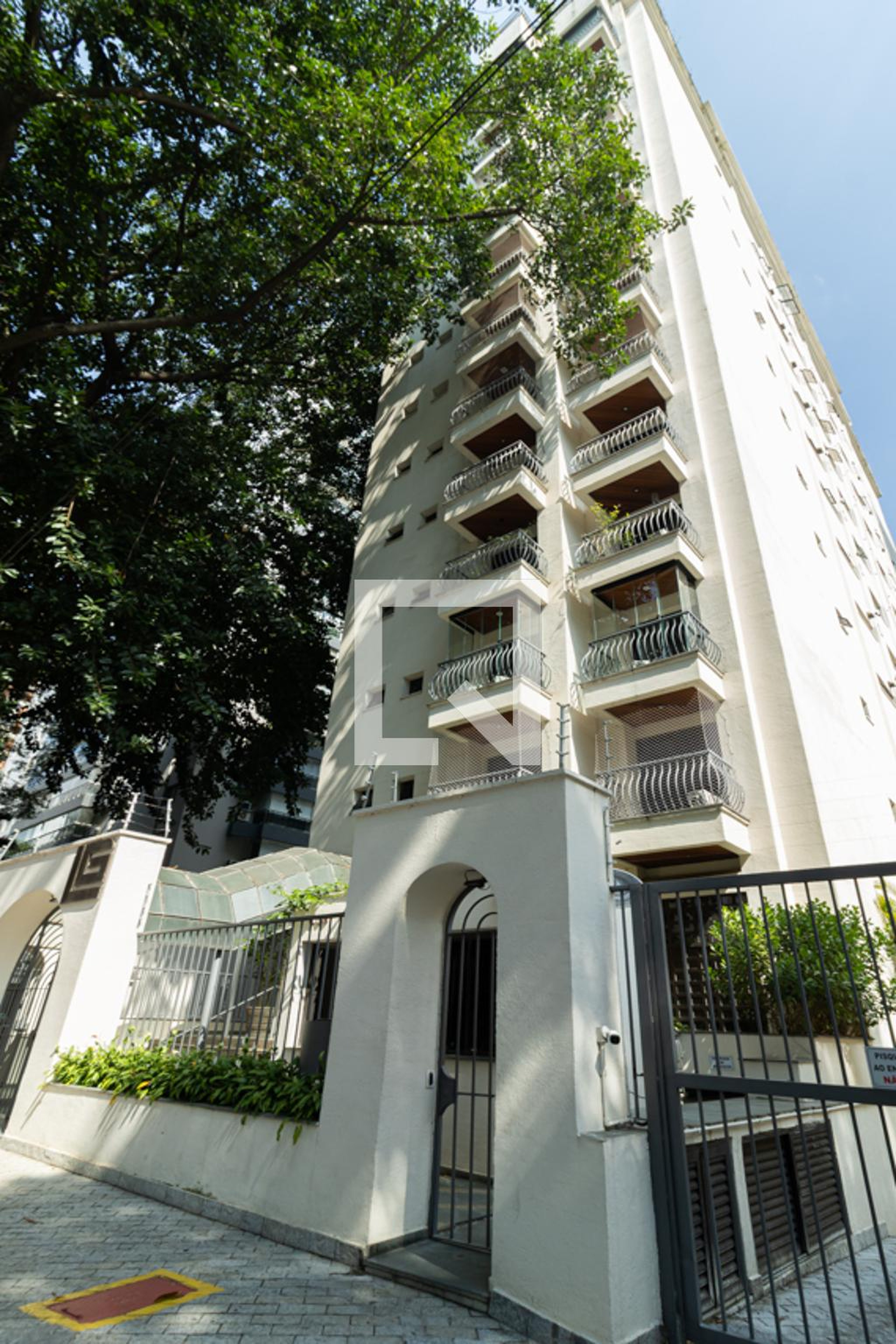 Fachada do Prédio Condomínio Maison Guy Laroche