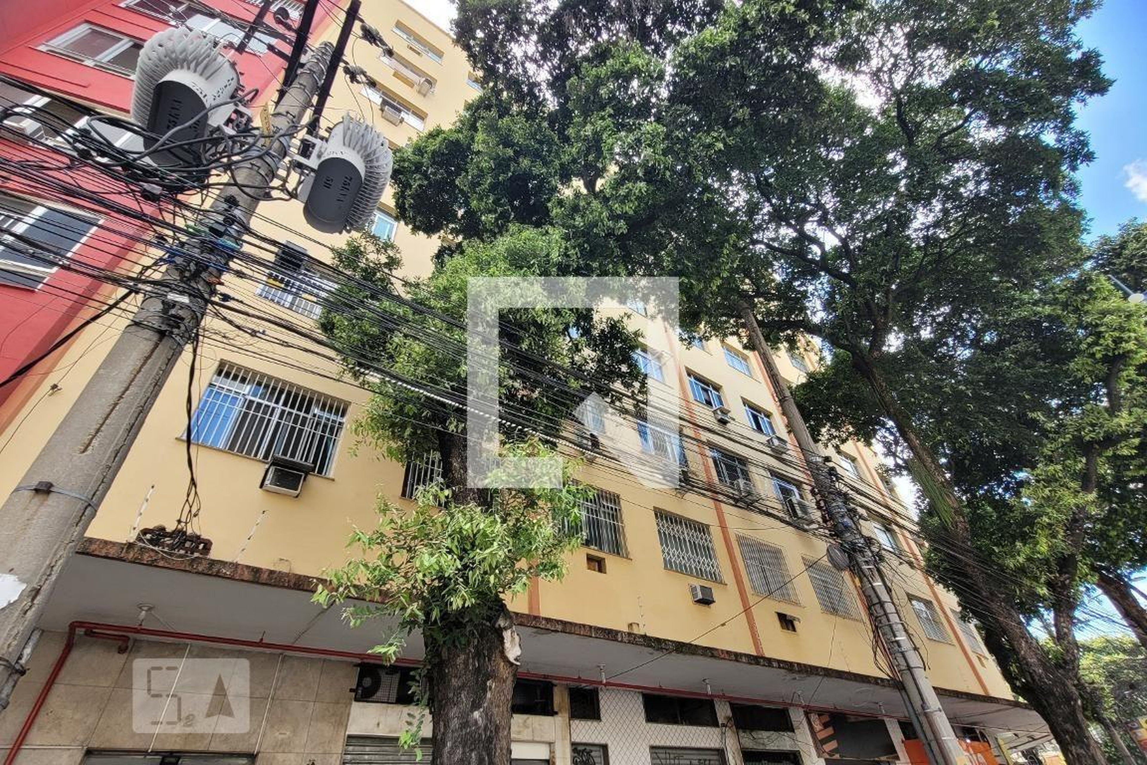 Fachada Edifício Frederico Russel Em Tijuca