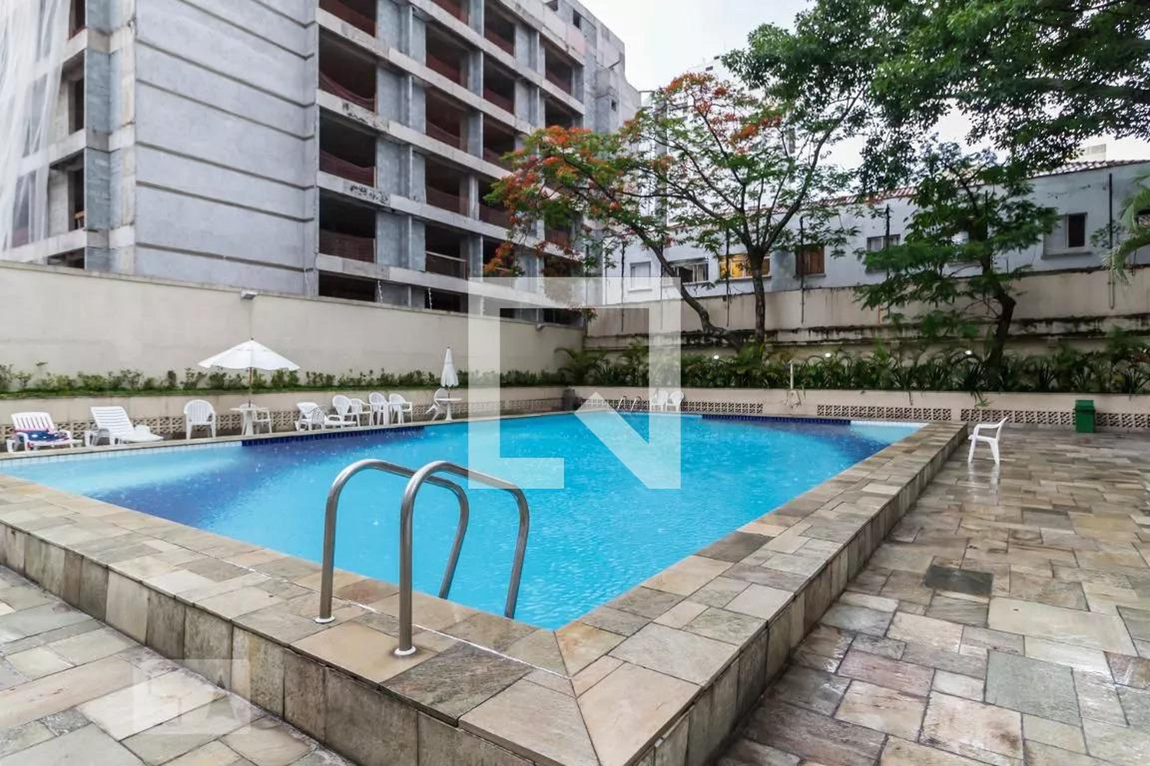 Piscina - Edifício Solar dos Ministros A e B