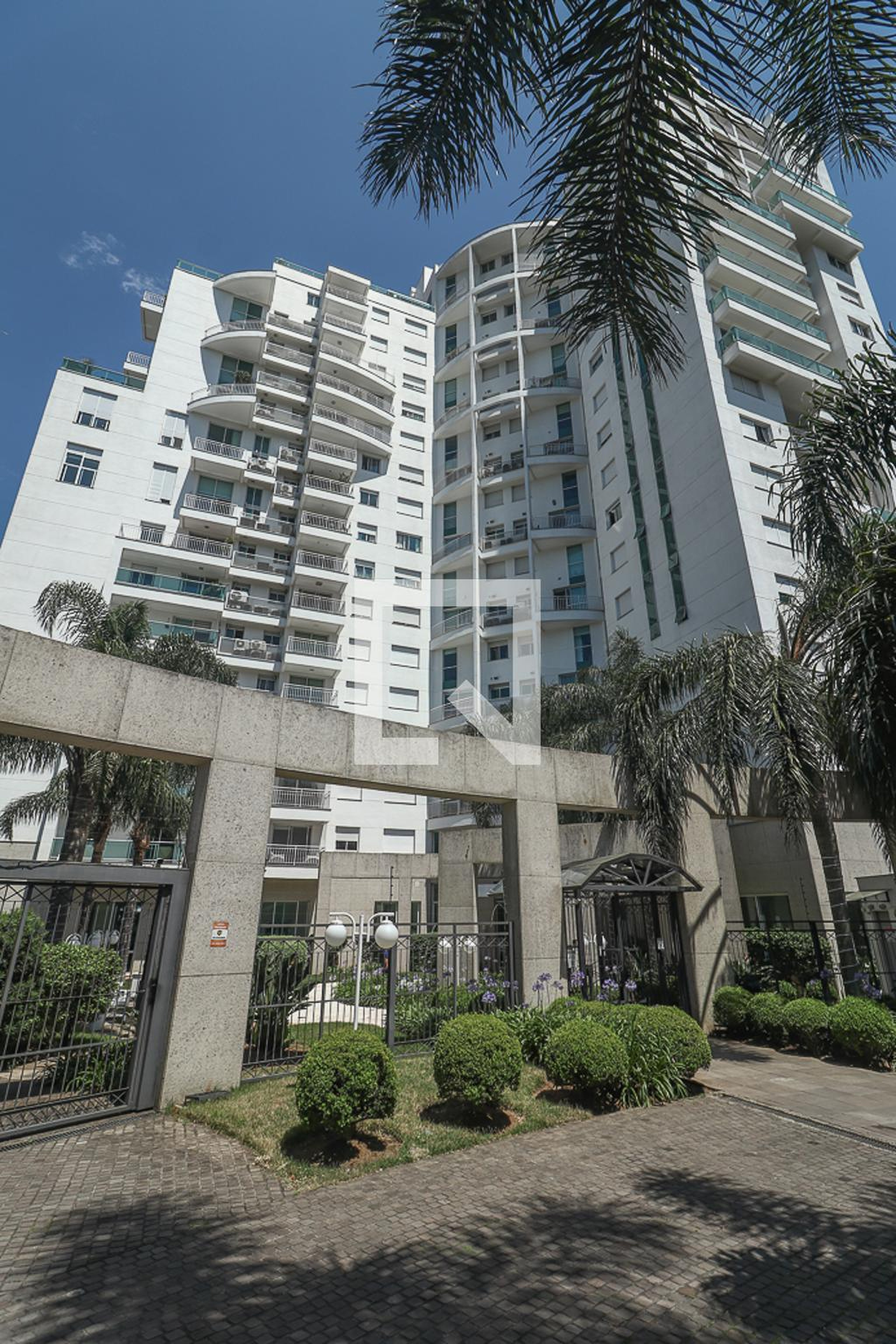 Fachada Condomínio Karpathos