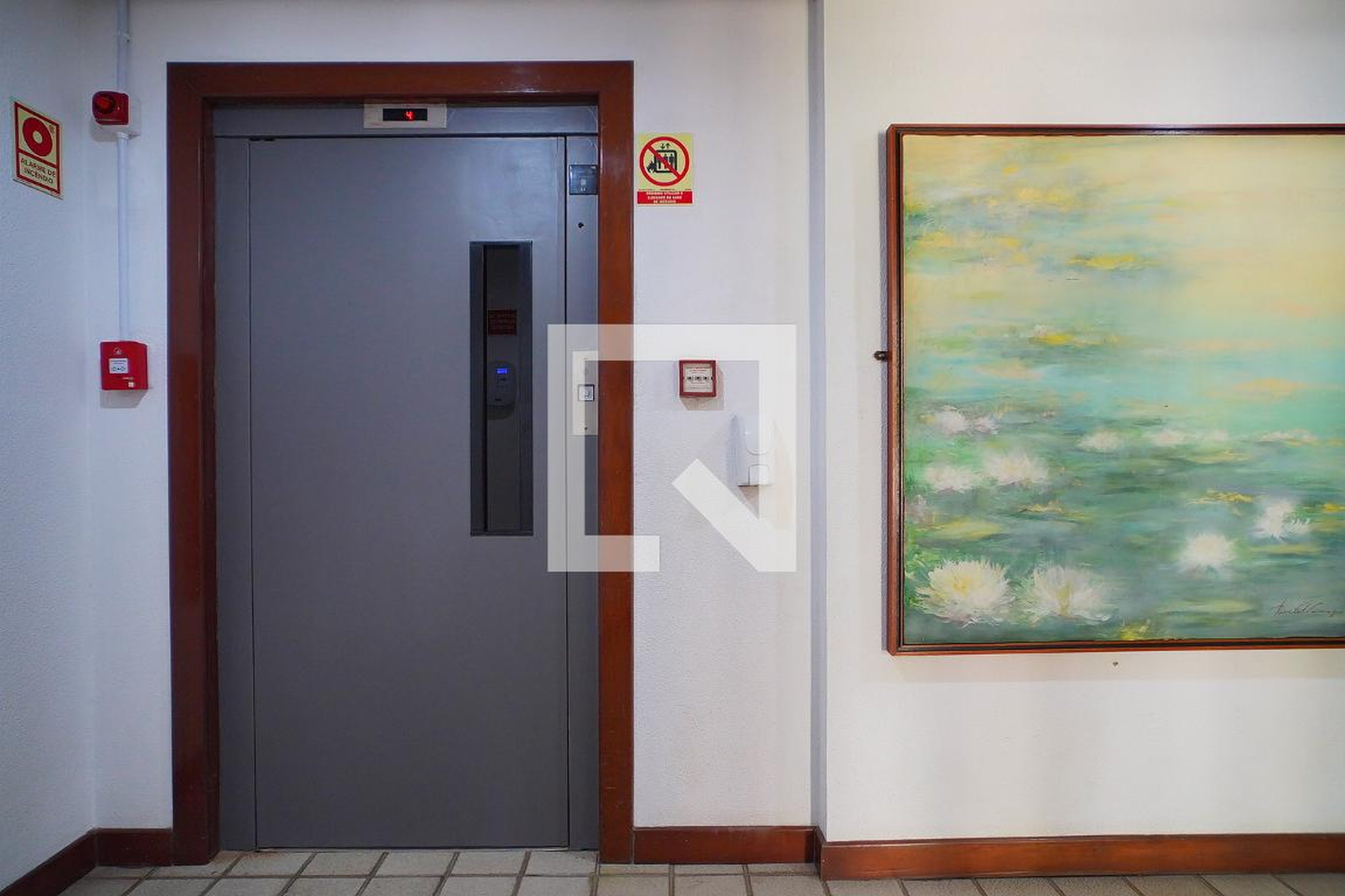 Hall de entrada - Edifício Boulevard D' Avignon