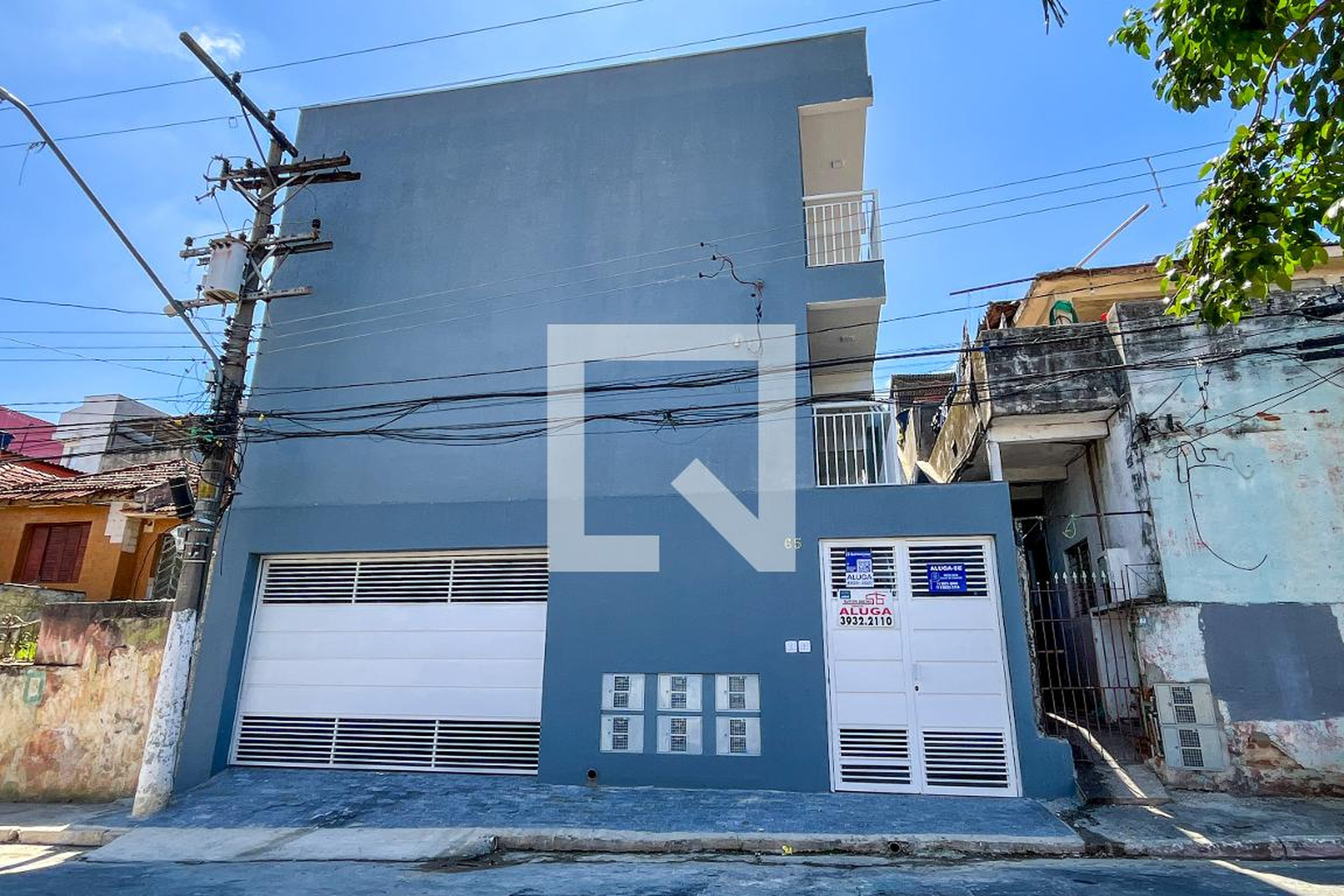 Fachada Condomínio em Rua Marcelino de Camargo, 65