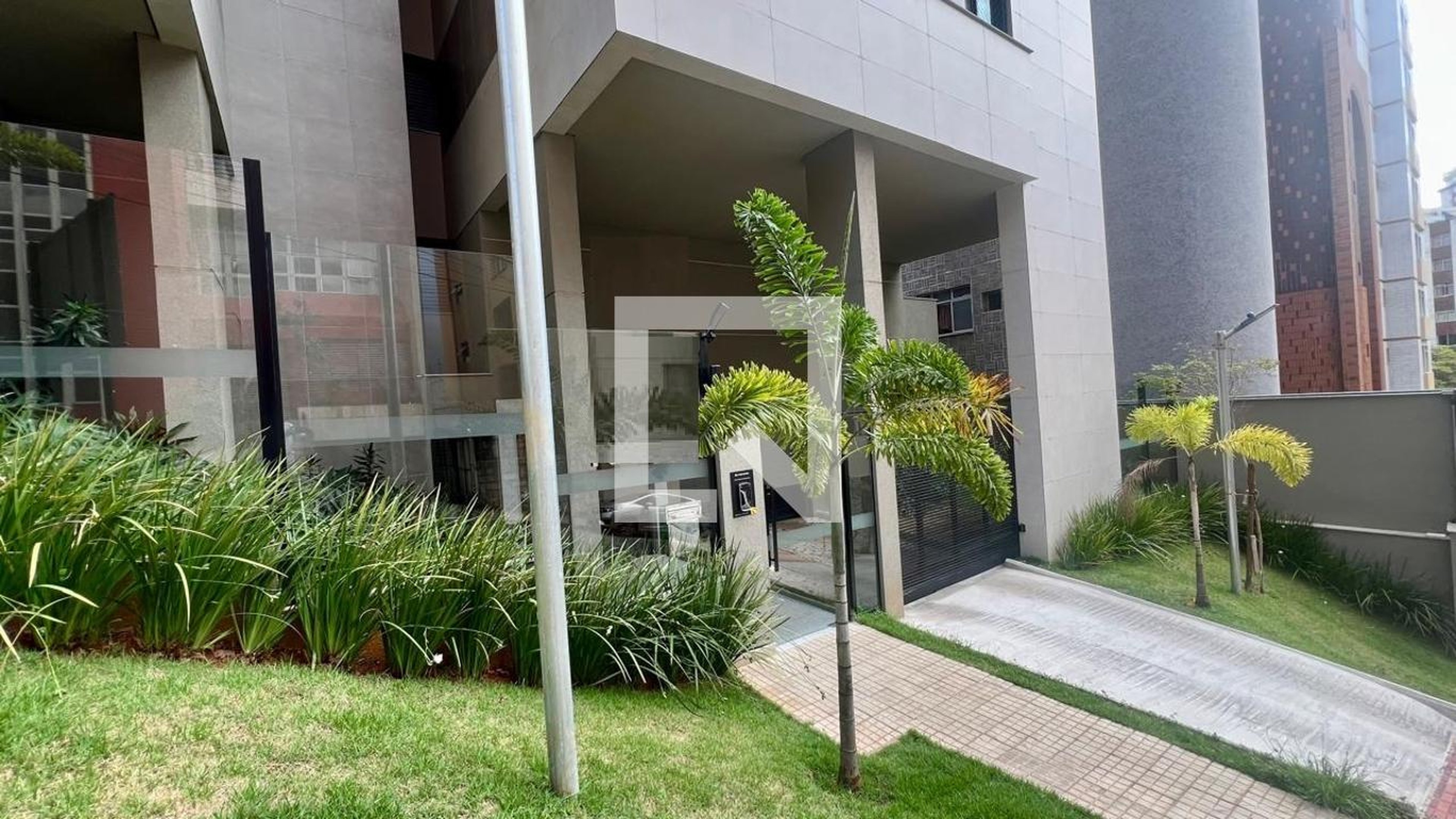 fachada Condomínio em Rua Antônio Dias, 467