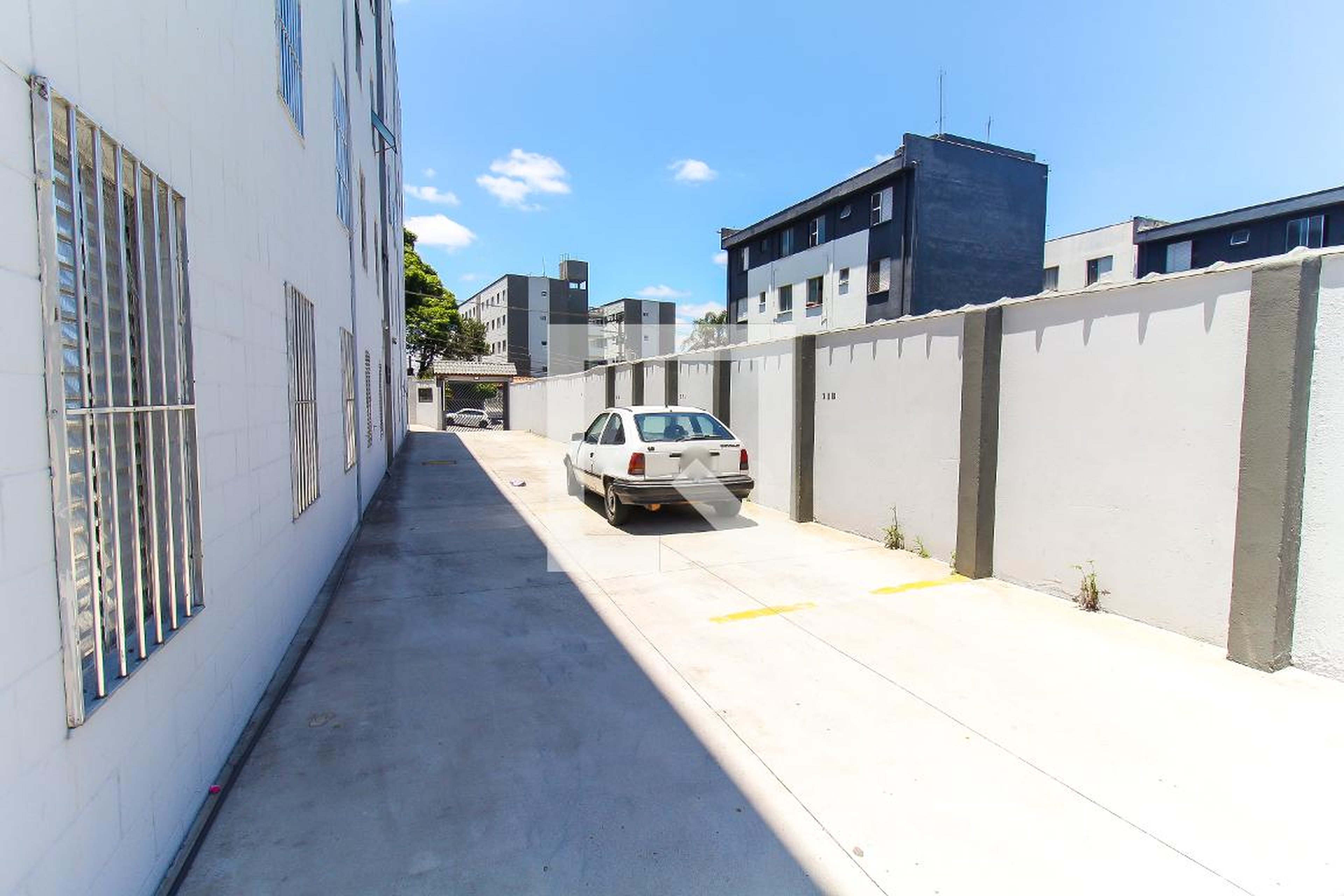 Estacionamento - Araras I