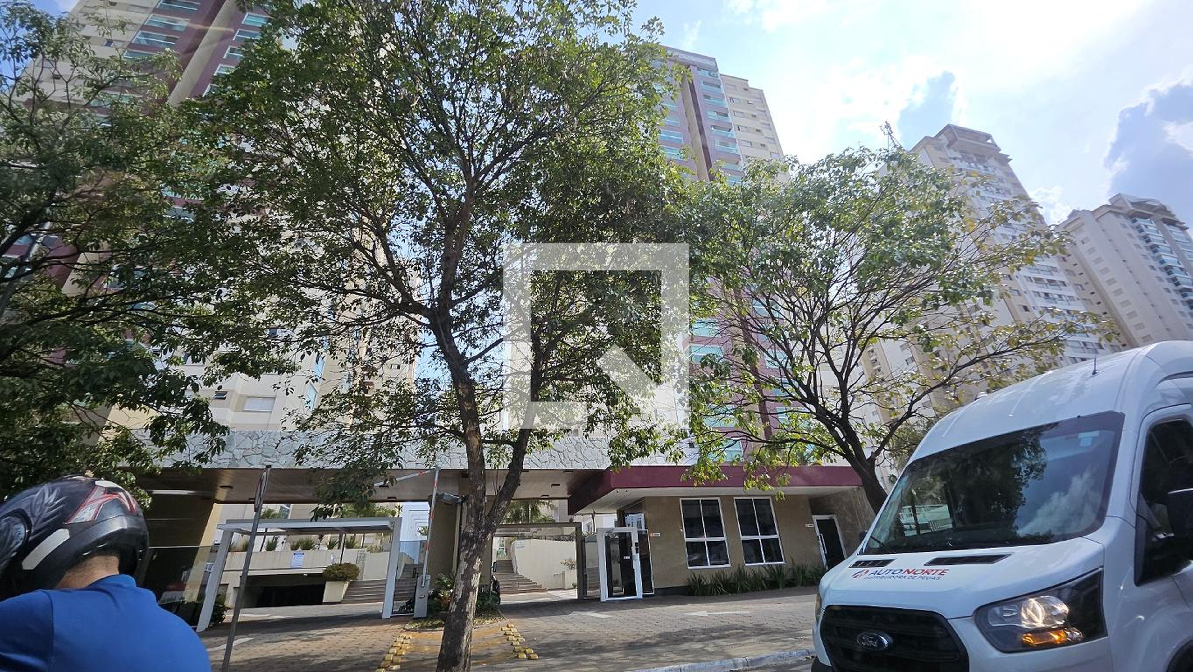 Fachada do Prédio Condomínio Brilhante Clube