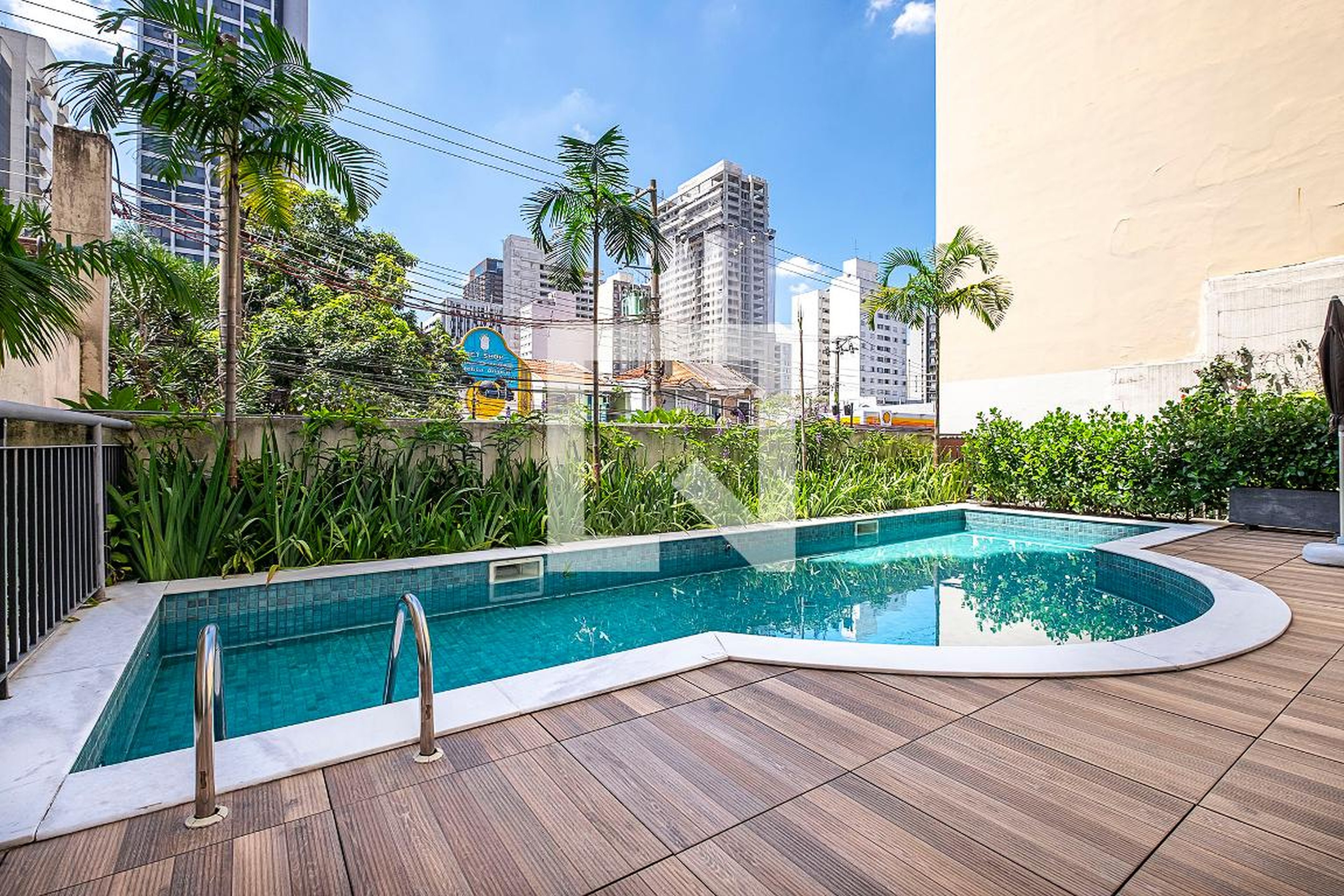 Piscina - Estilo Jardim America
