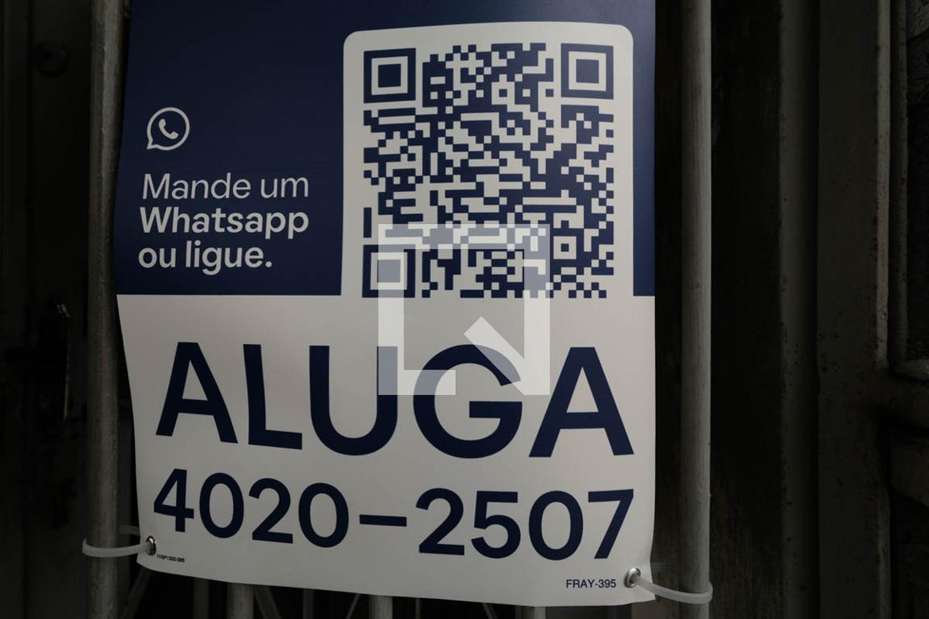 Fachada Condomínio em Rua Jaguariaíva, 478