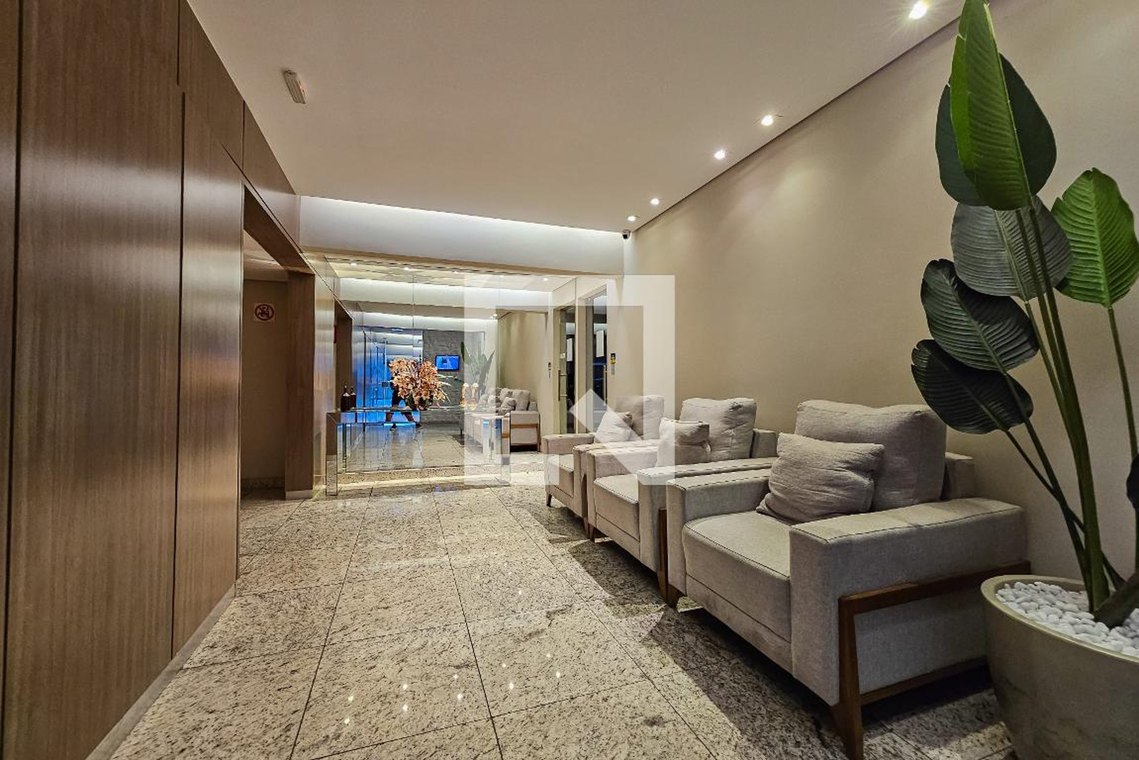 Hall de entrada - Edifício Residencial Esmeralda