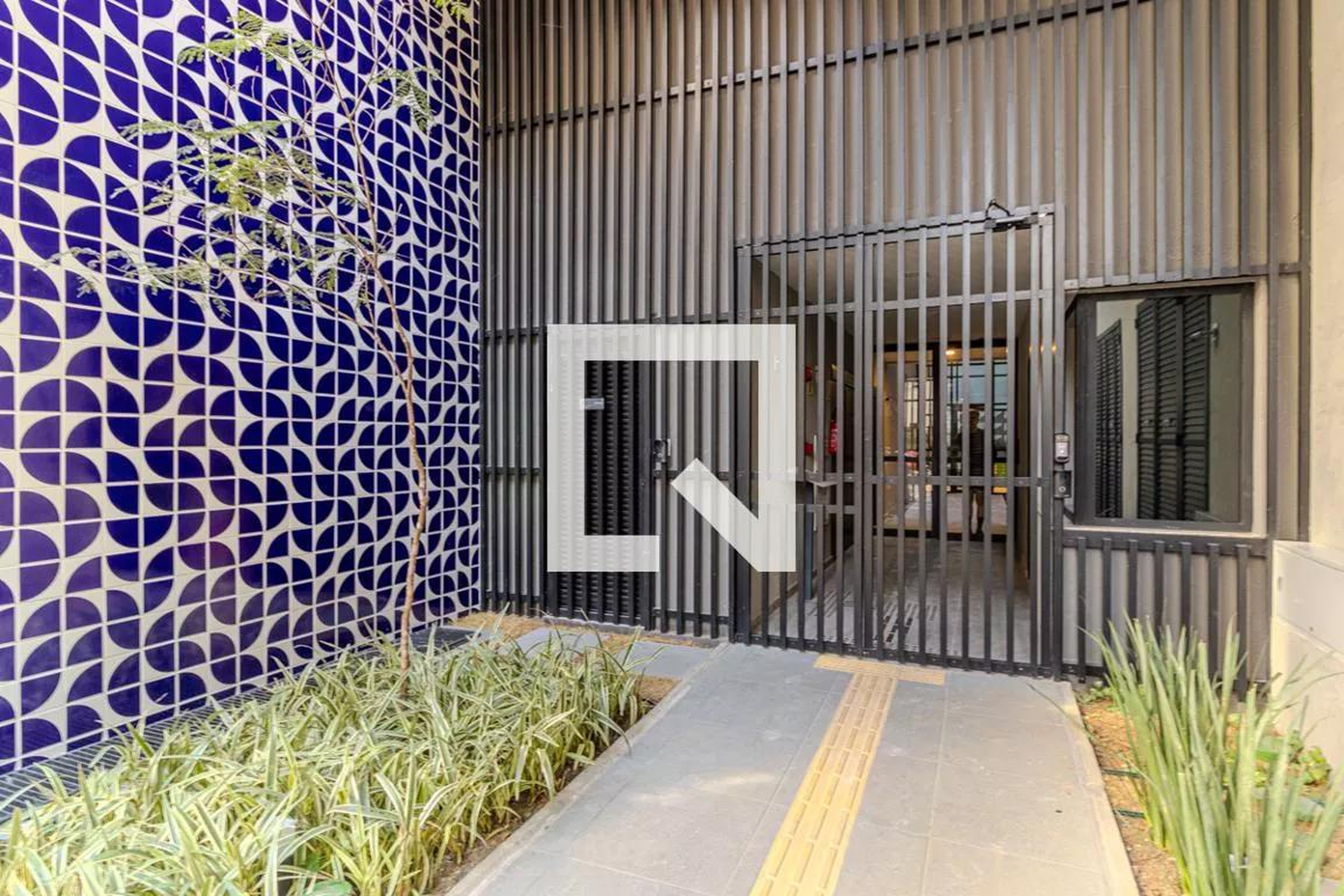 Fachada Condomínio Think Home Alameda Barros