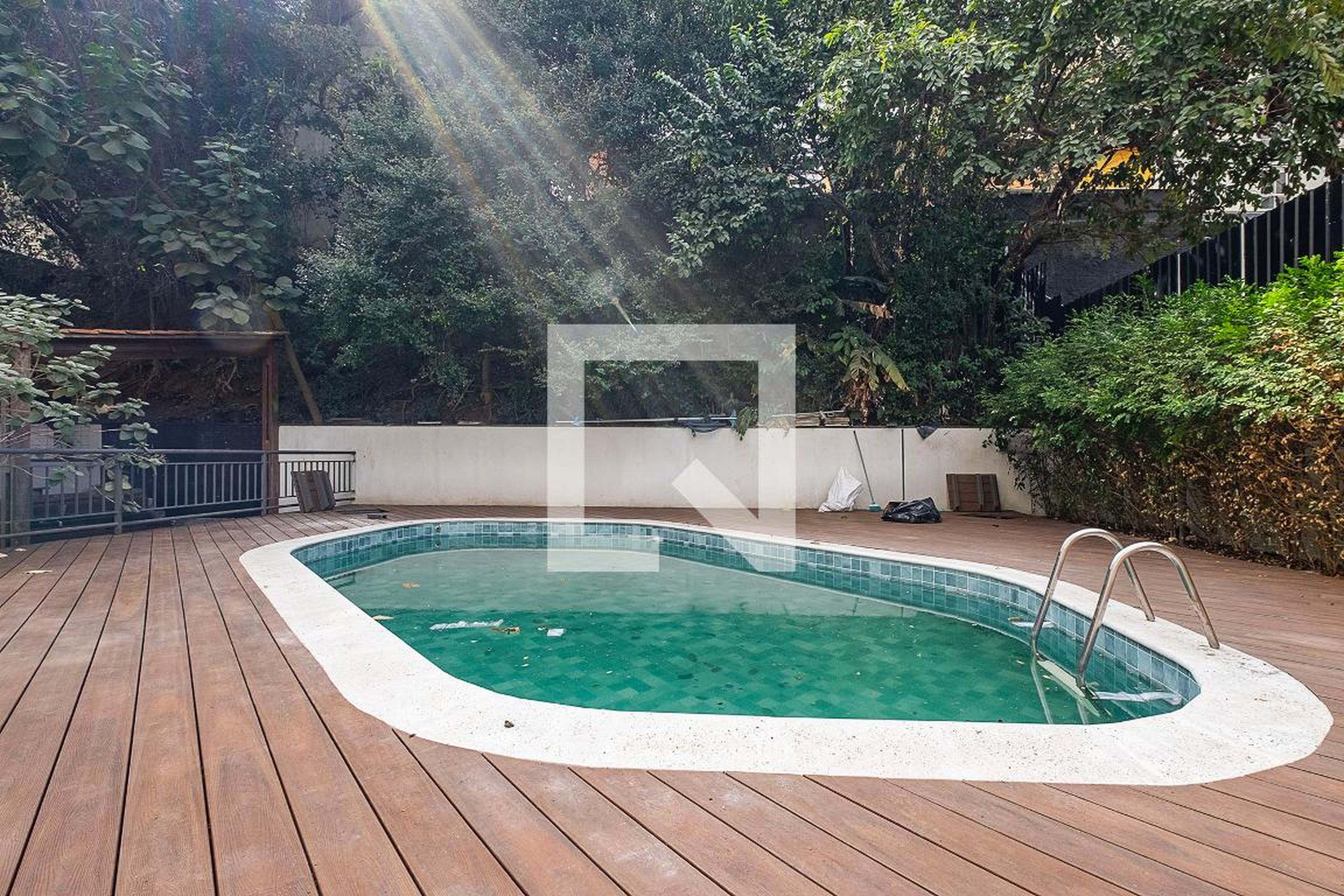 Piscina - Edifício Maison Florence