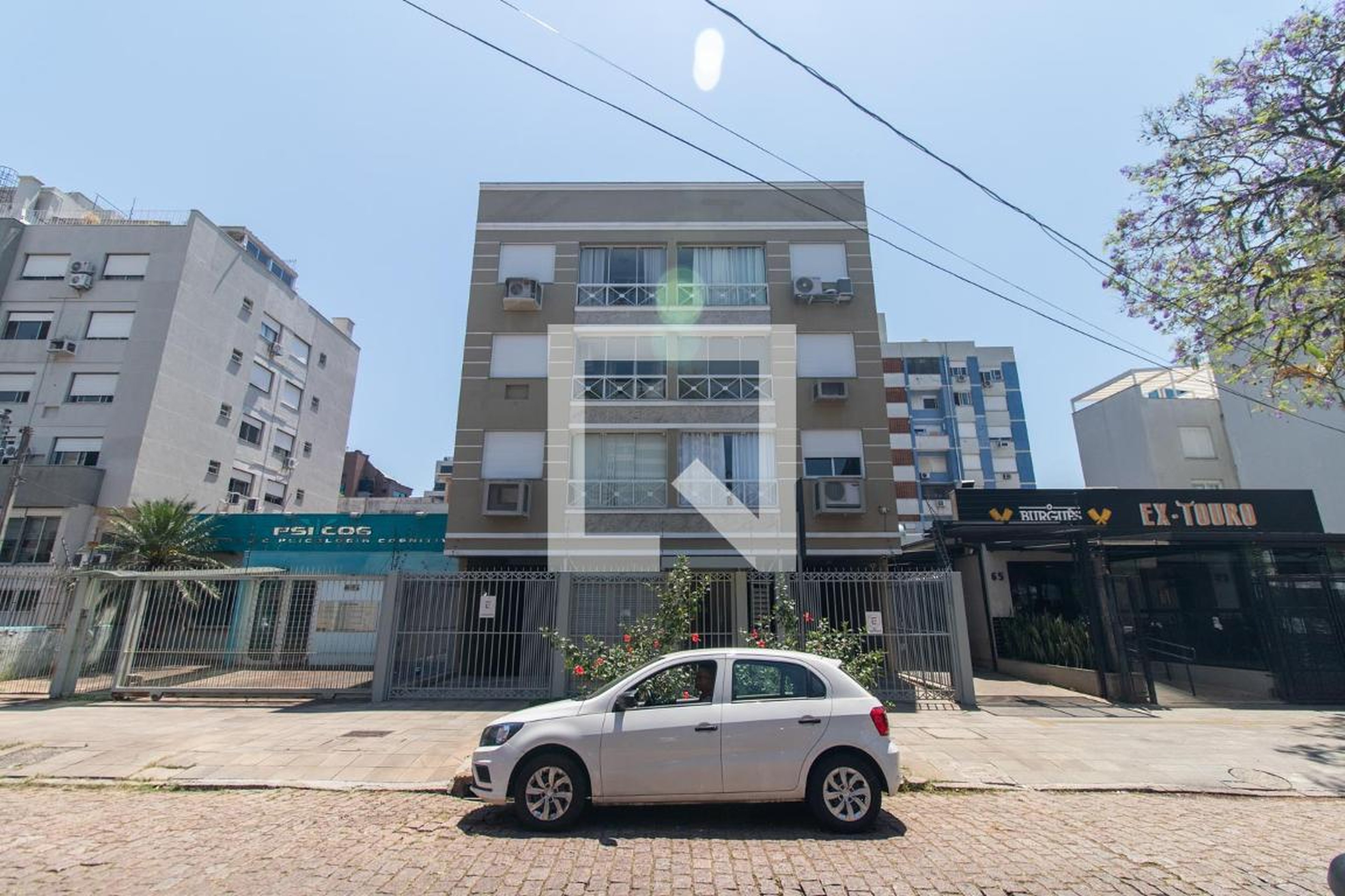 Fachada Condomínio Miraflores