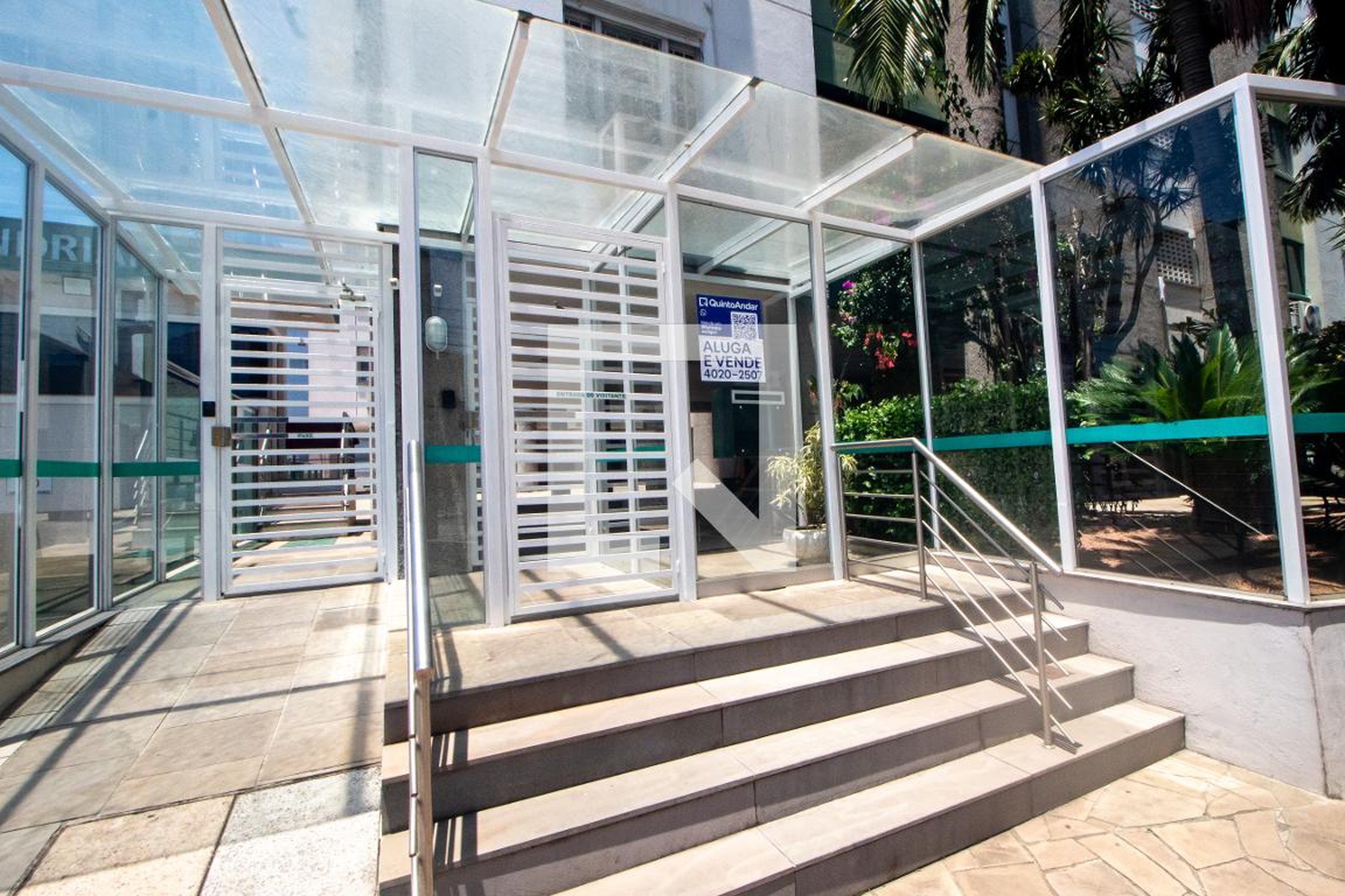 Fachada Condomínio Plaza Mondrian