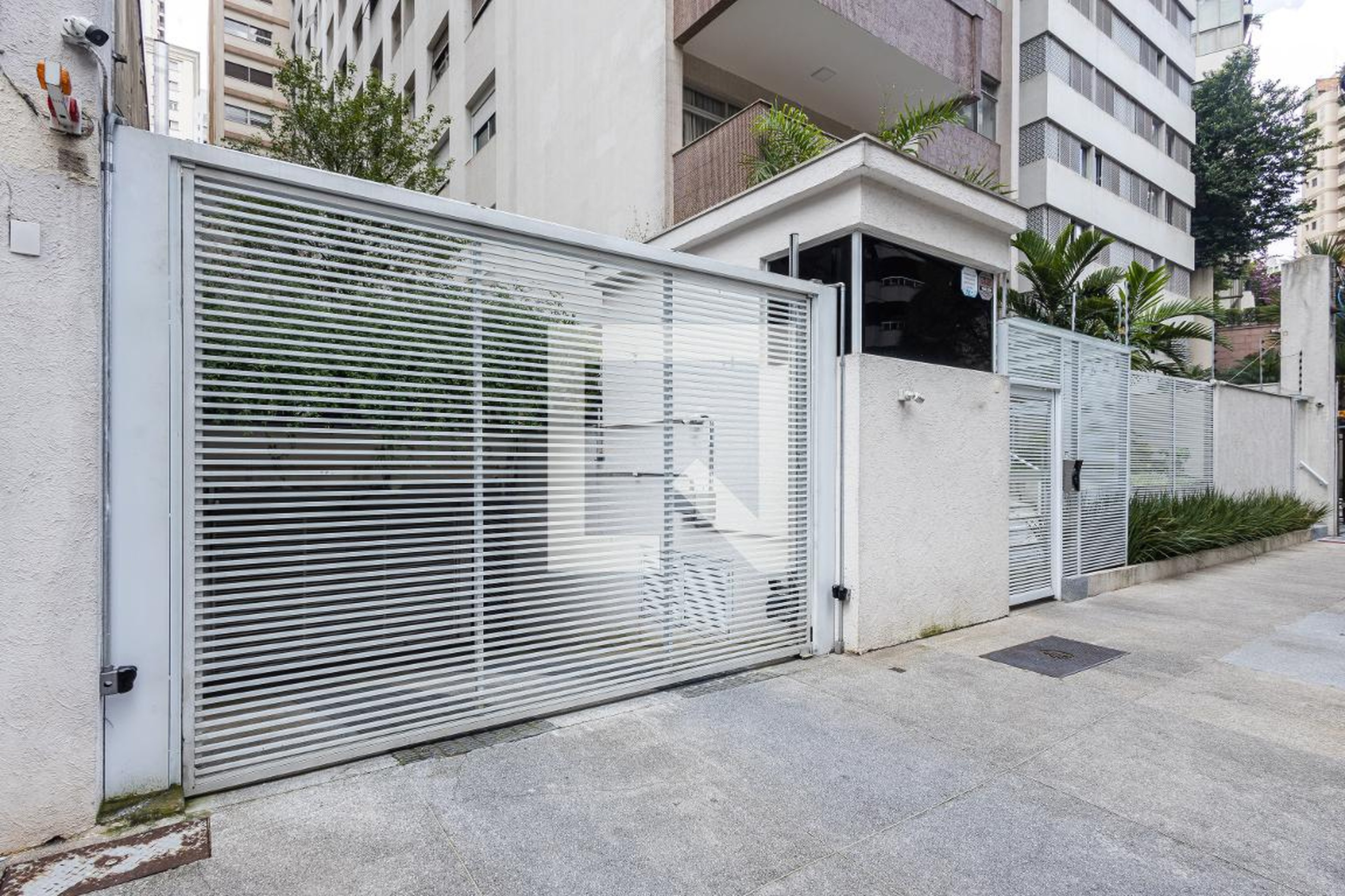 Fachada Condomínio Vila Adriana