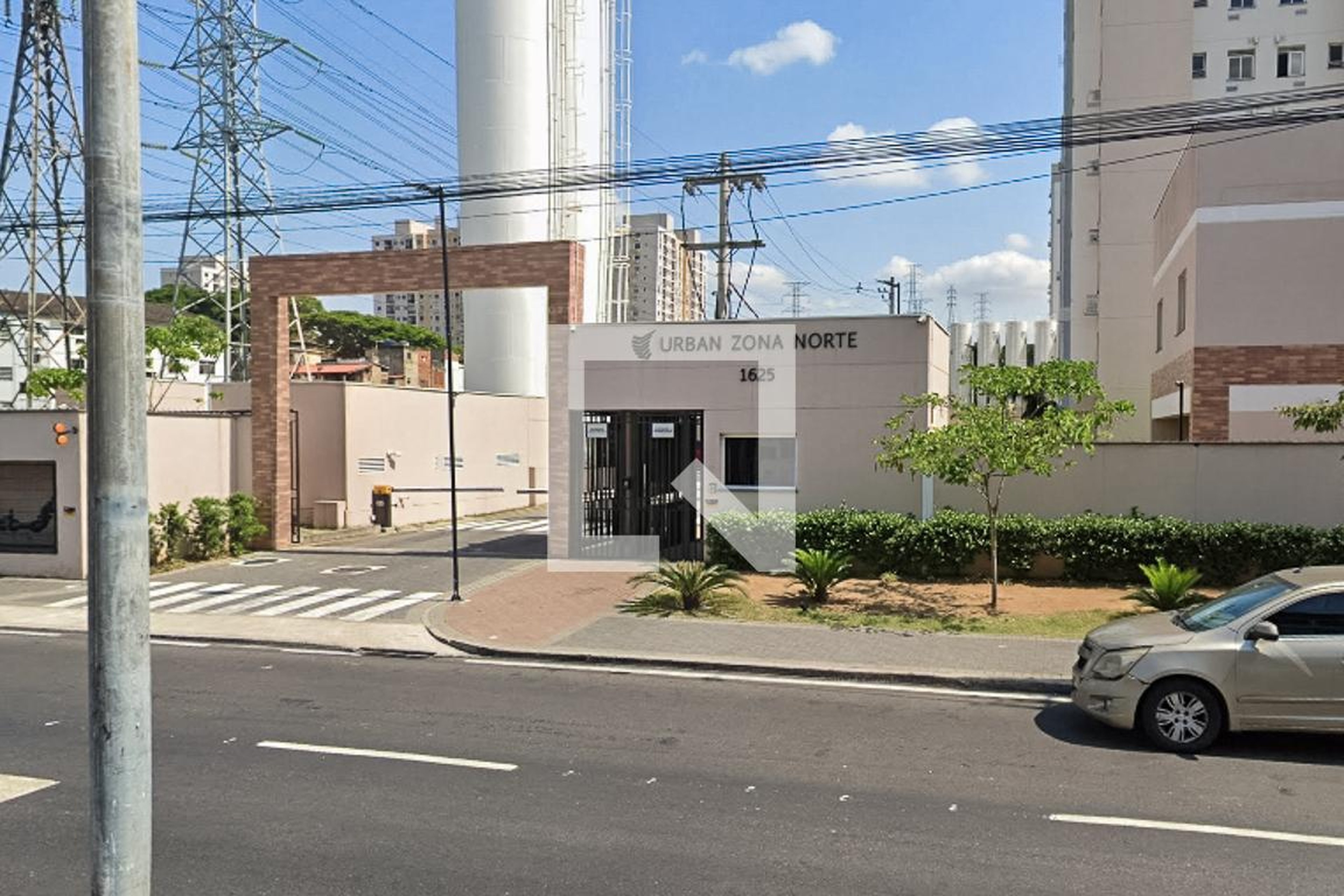 Fachada do Condomínio Condomínio Urban Zona Norte