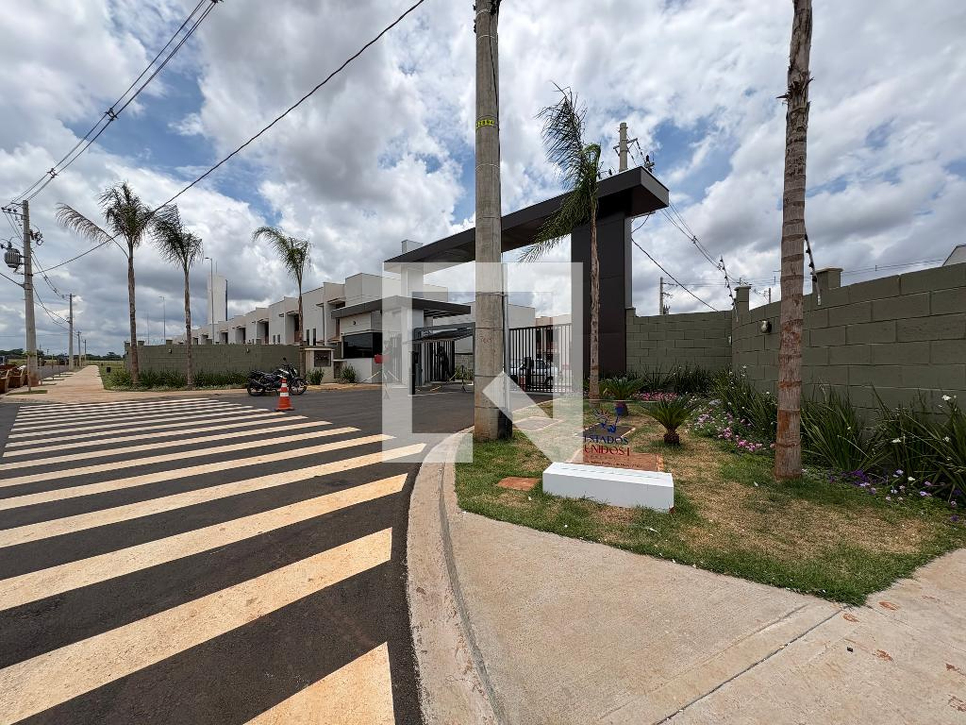 Fachada Condomínio em Avenida Nelson Ferreira de Melo, 1110