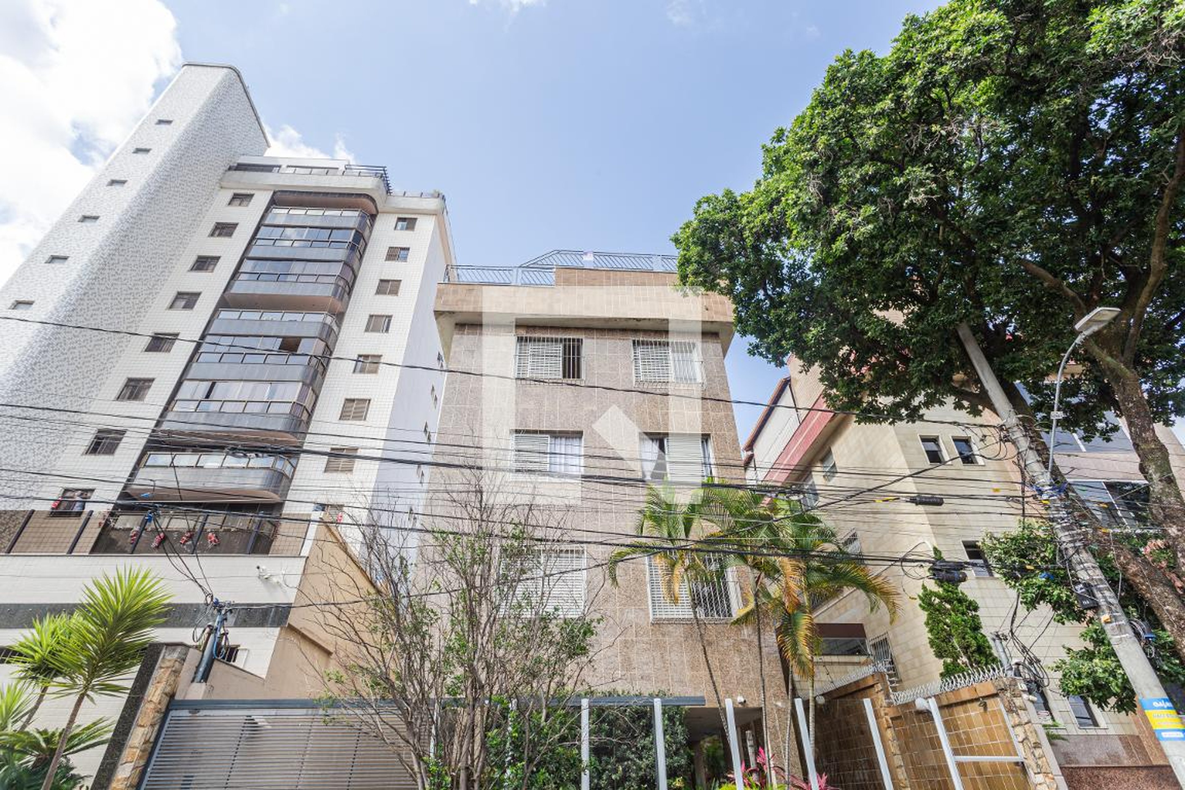 Fachada Condomínio em Rua Cardeal Stepinac, 598