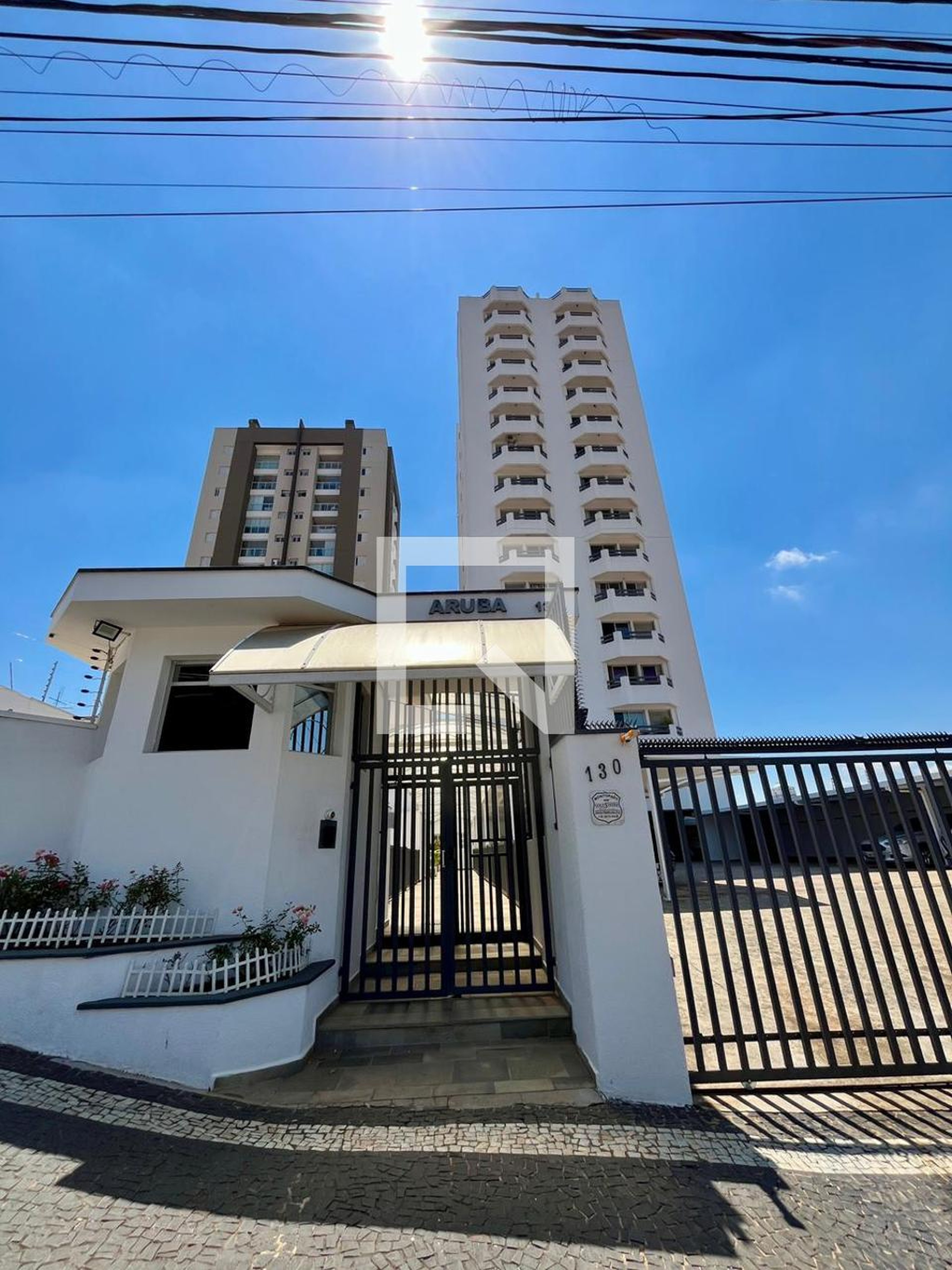 Fachada do Prédio Condomínio em Rua José Vilagelim Neto, 130