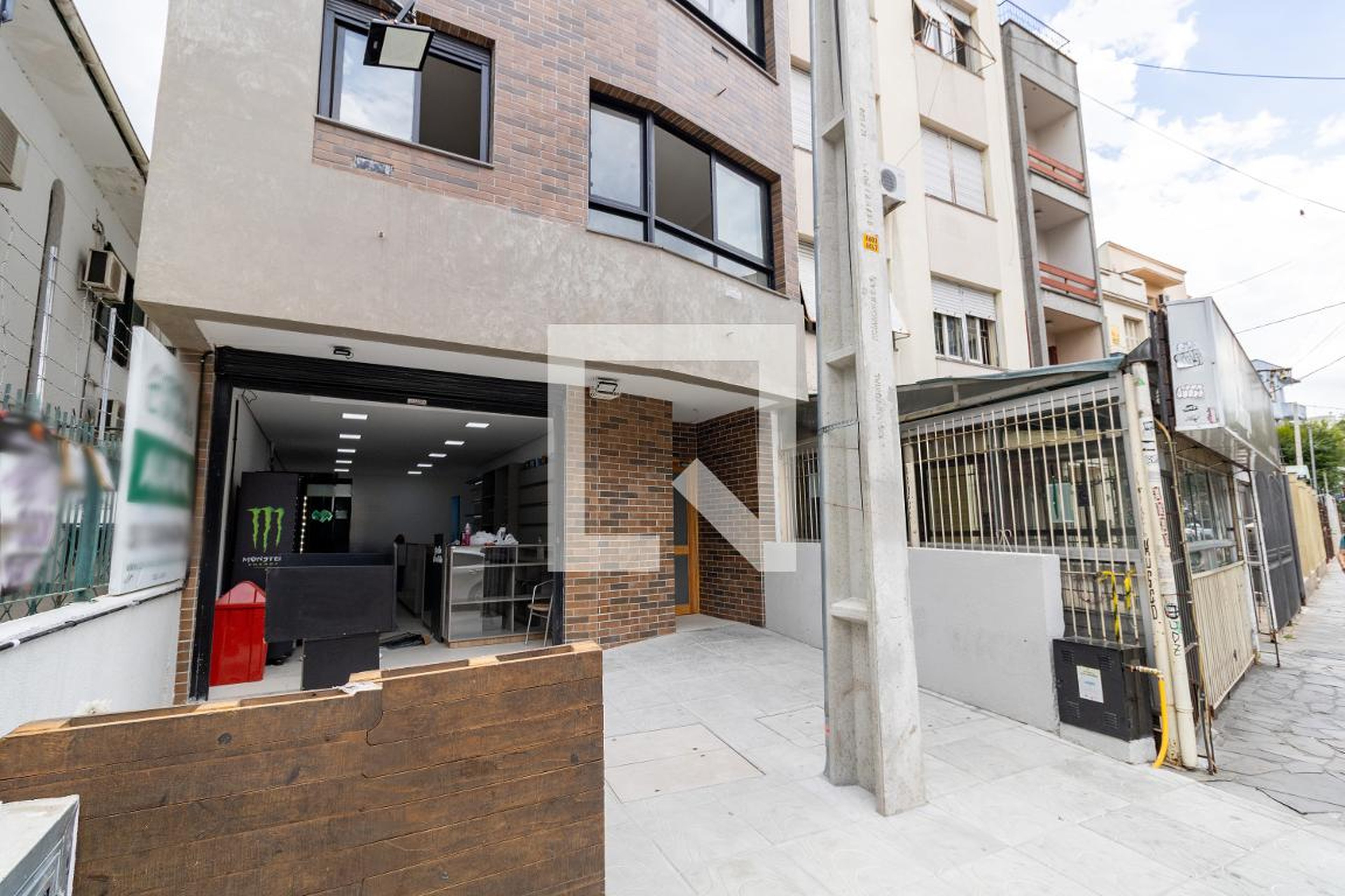 Fachada Condomínio em Rua General Lima e Silva, 826