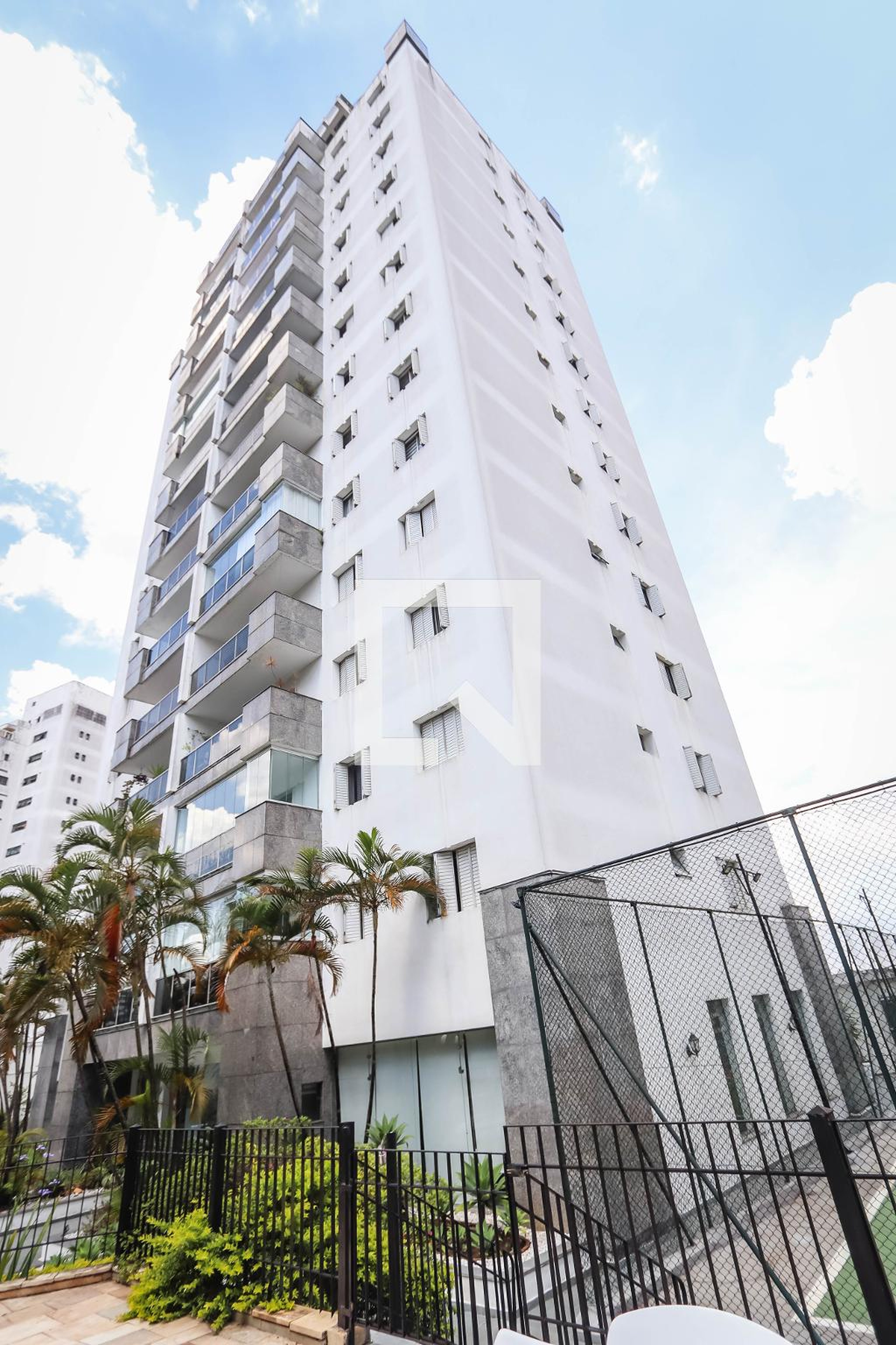 Prédio Condomínio Maison Saint Paul