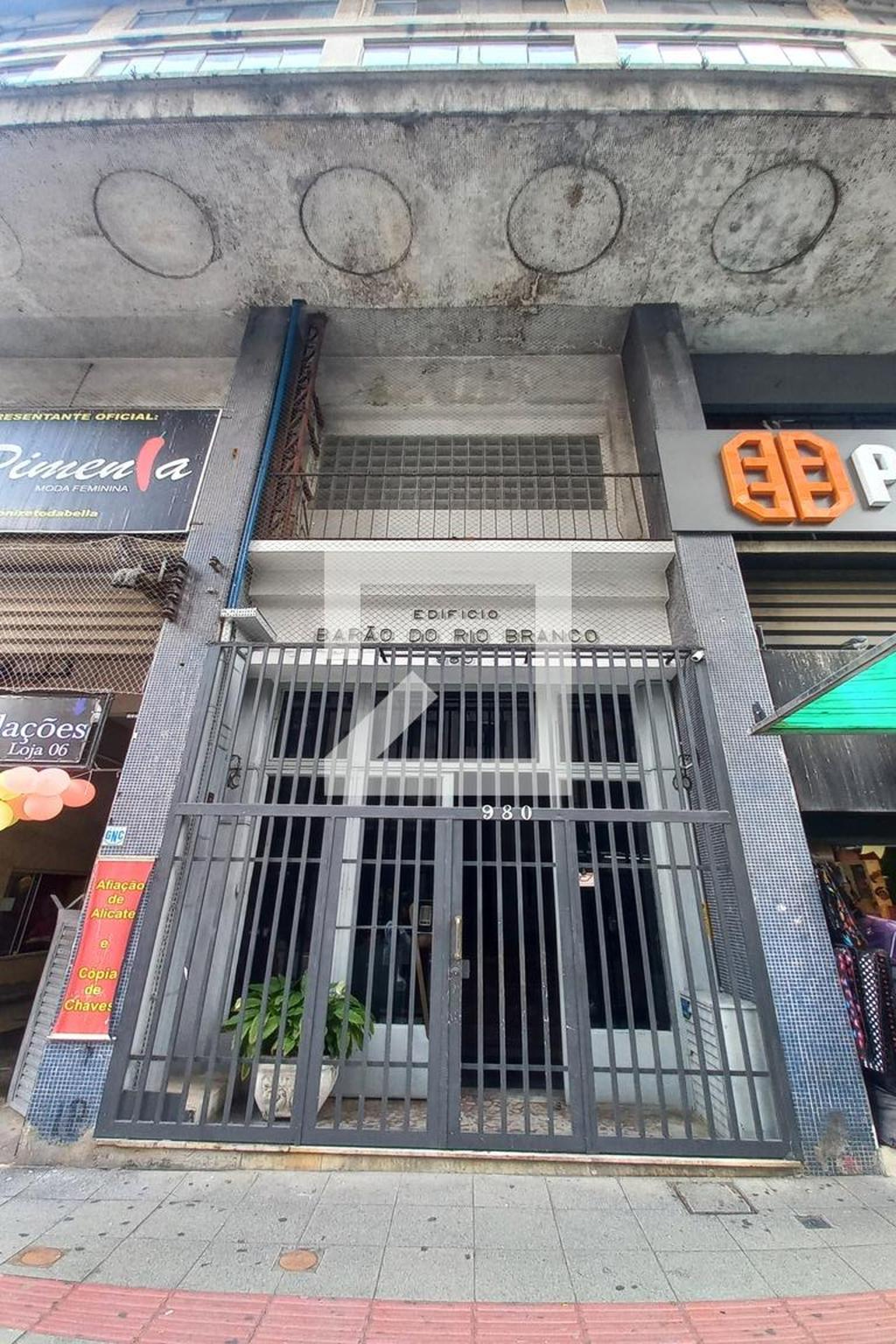 Fachada do Prédio Condomínio em Avenida Francisco Glicério, 980