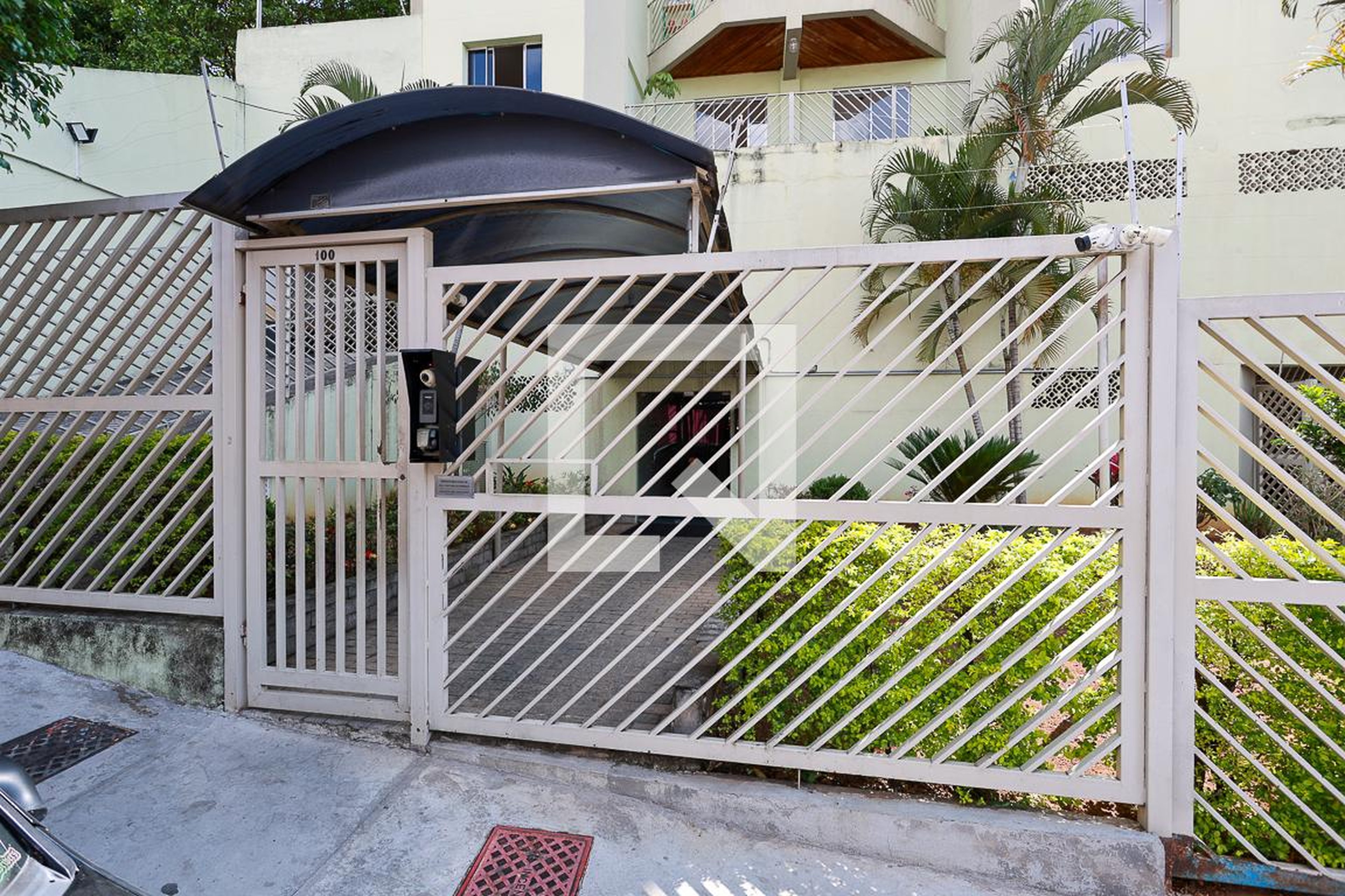 Fachada do condomínio Condomínio Gabriela